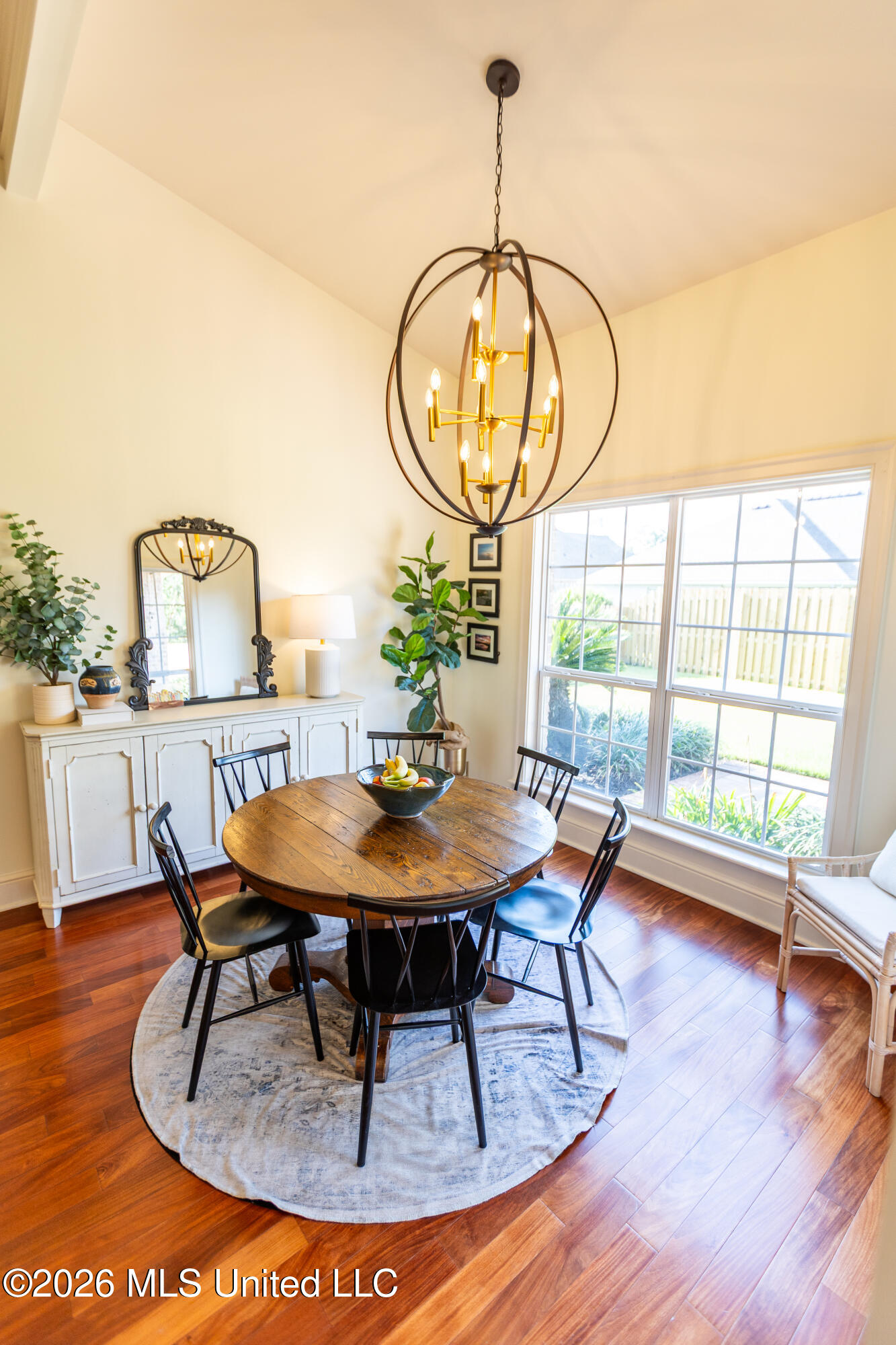 9309 Alcove Lane Property Photo 14