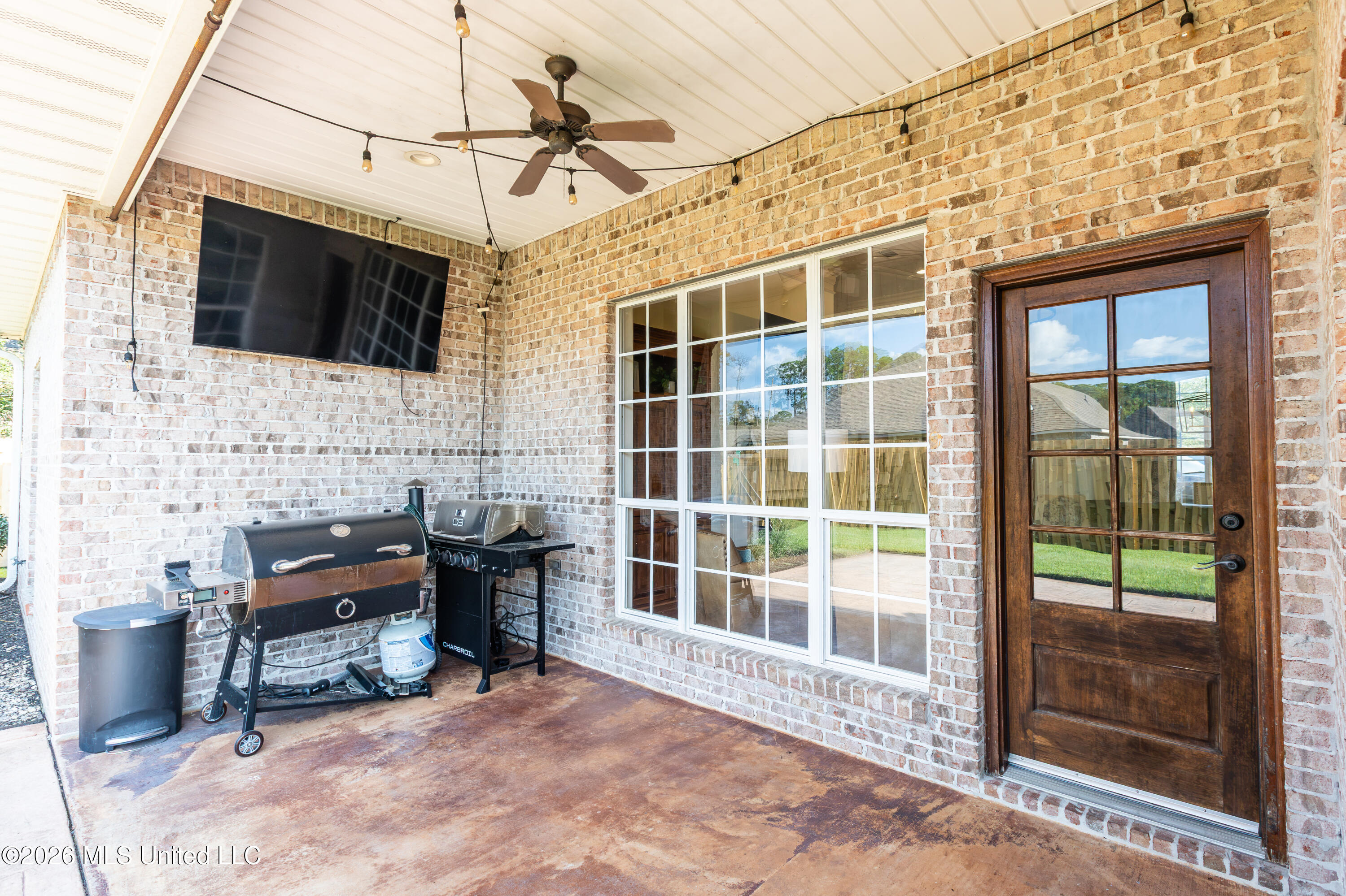 9309 Alcove Lane Property Photo 31