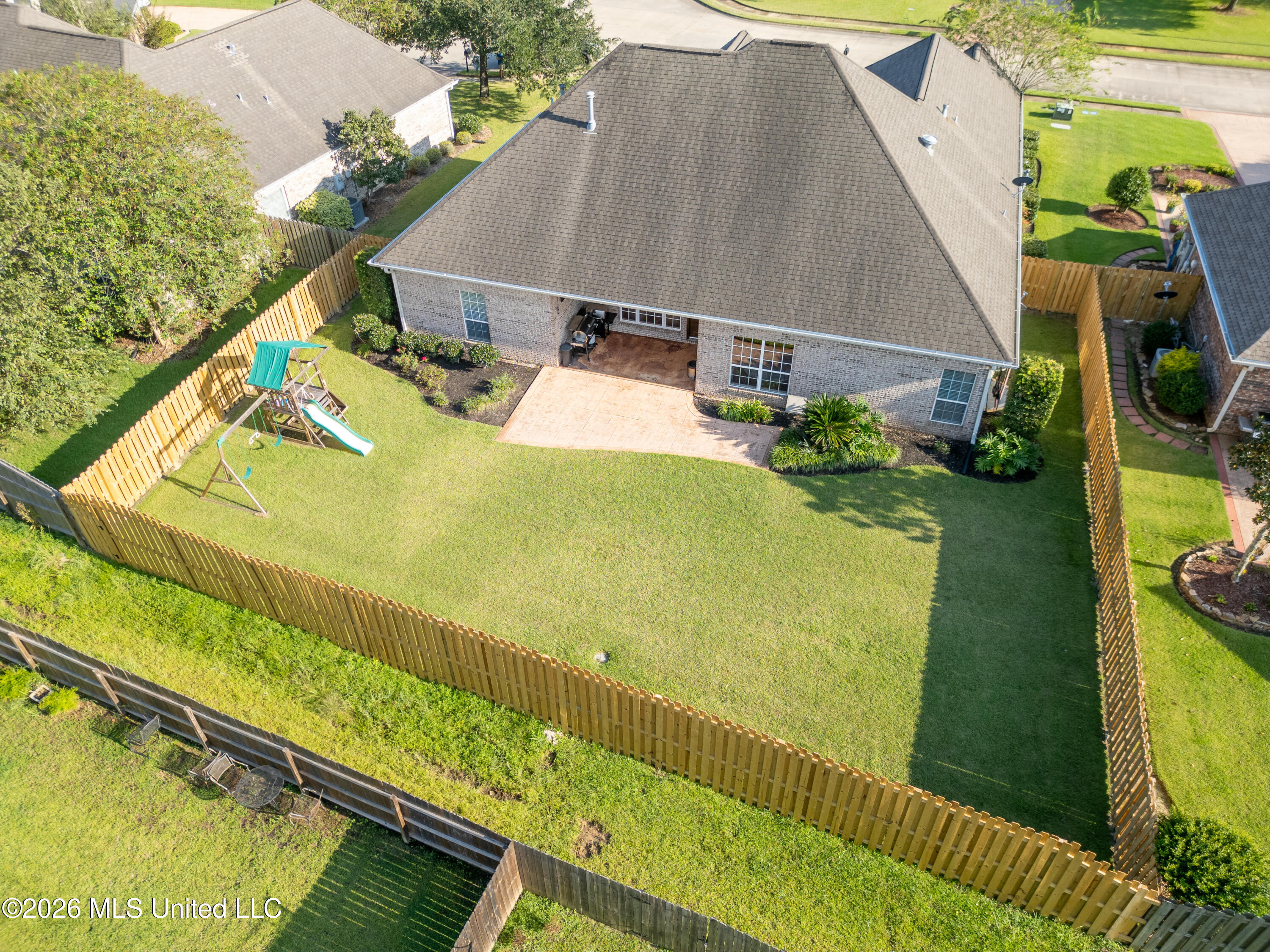 9309 Alcove Lane Property Photo 32