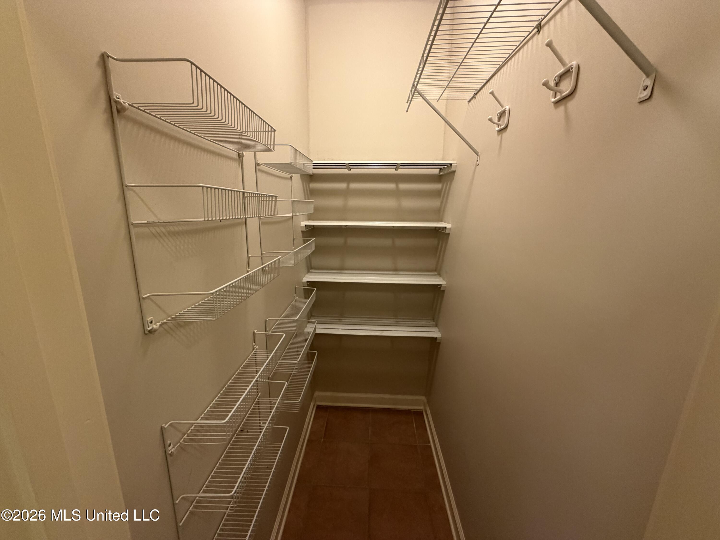 436 Madison Oaks Drive Property Photo 13