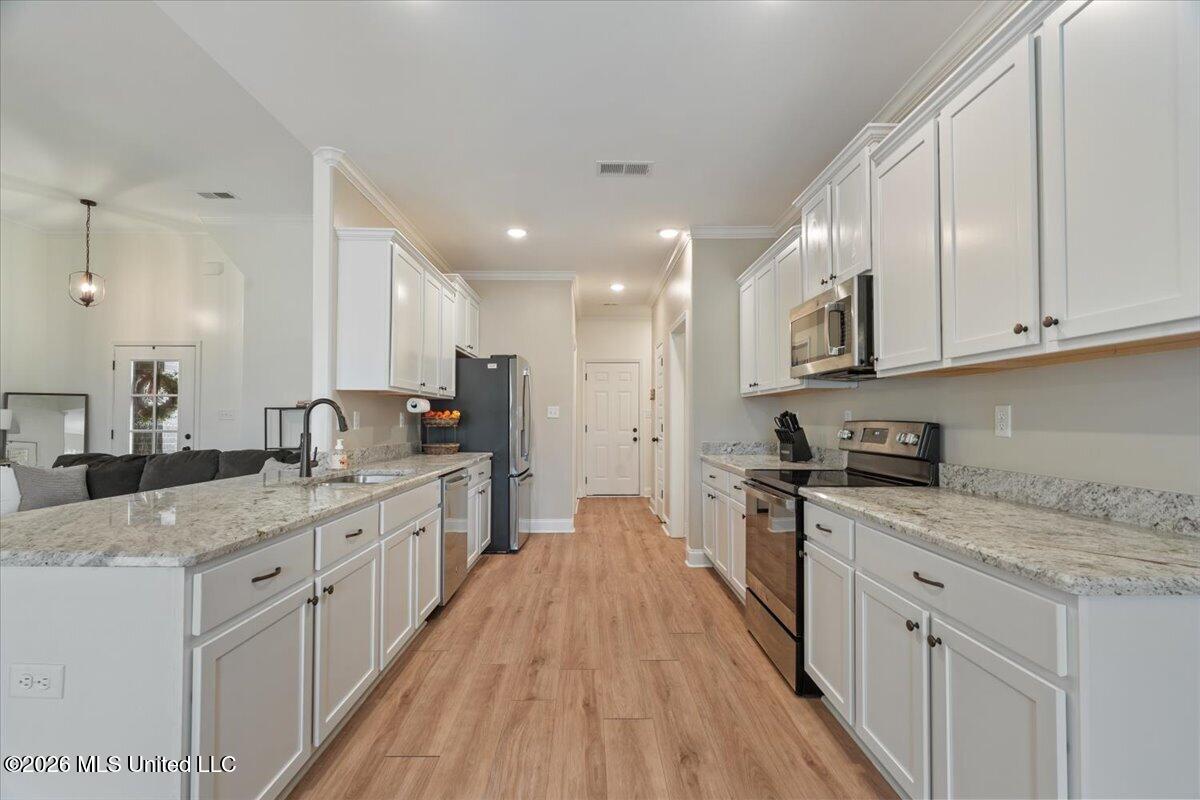 1762 Benton Drive Property Photo 22