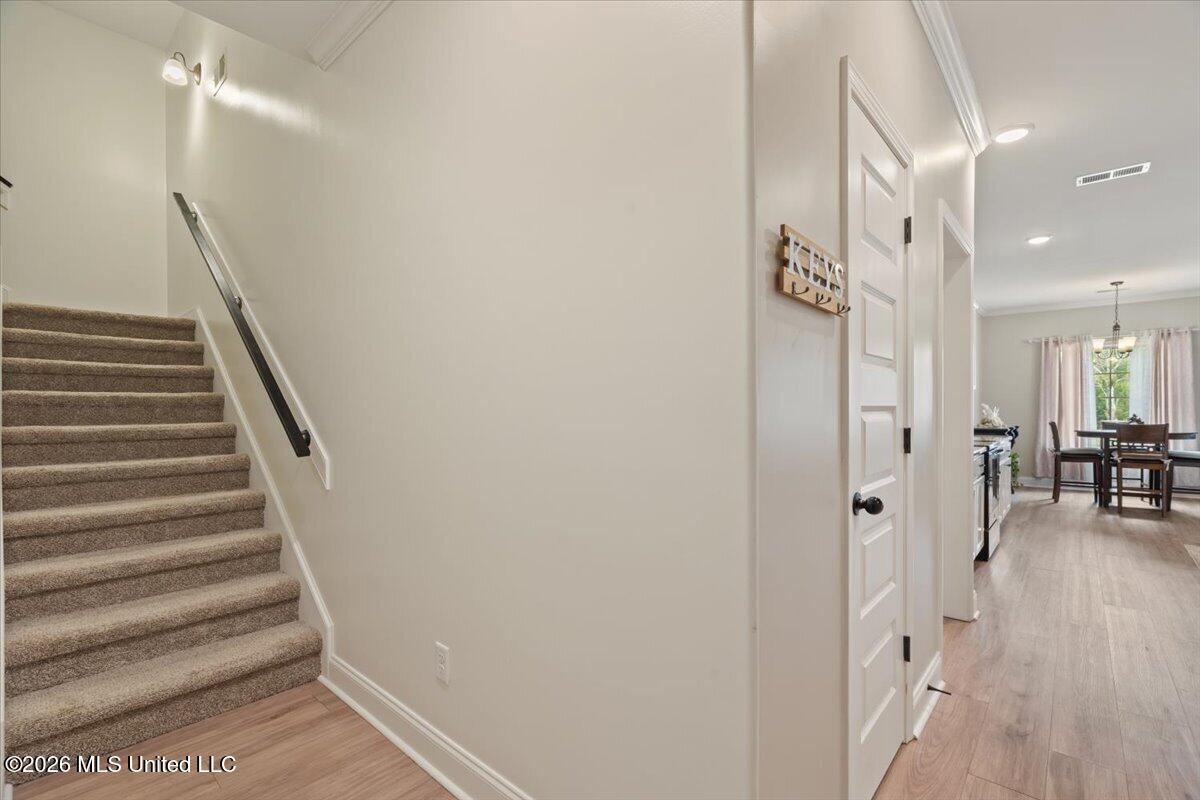 1762 Benton Drive Property Photo 28