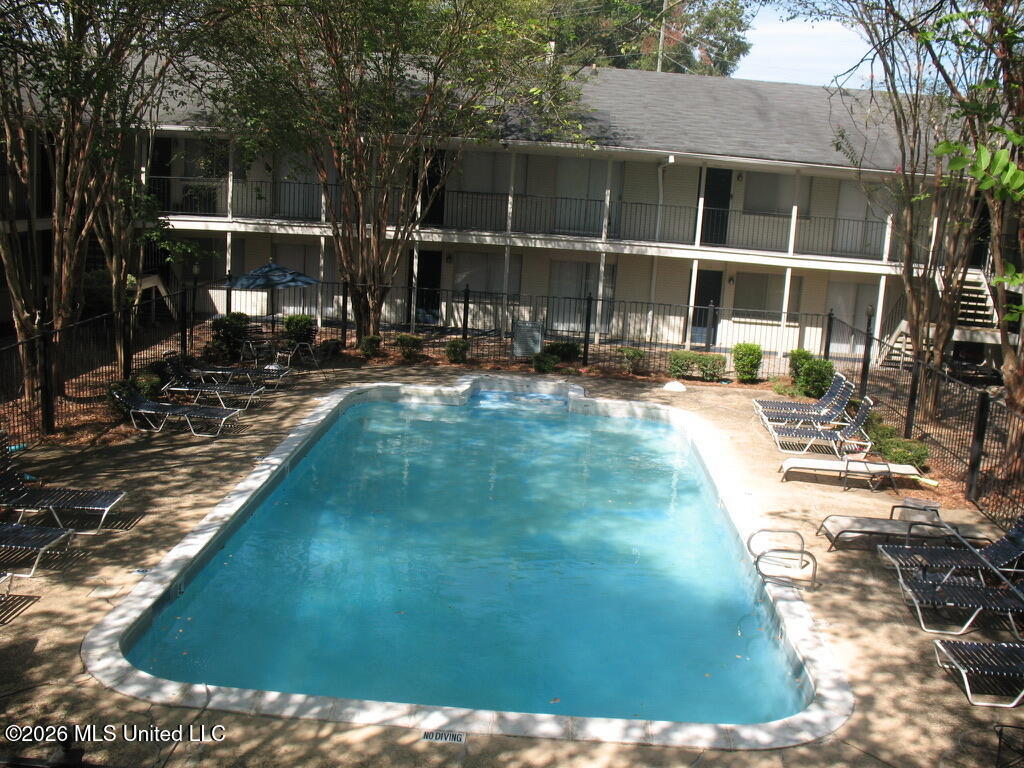 940 Bellevue Place Property Photo 13