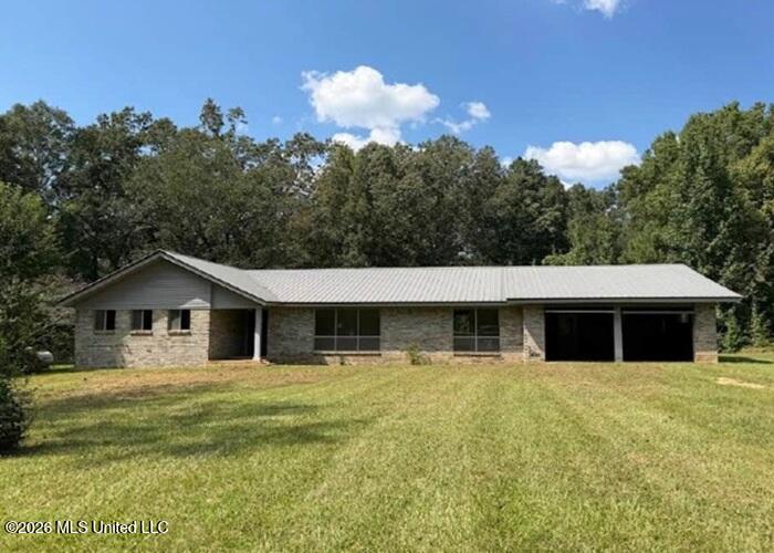 13431 Highway 21 N Property Photo 1