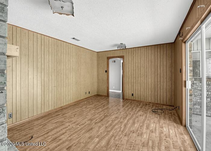 13431 Highway 21 N Property Photo 9