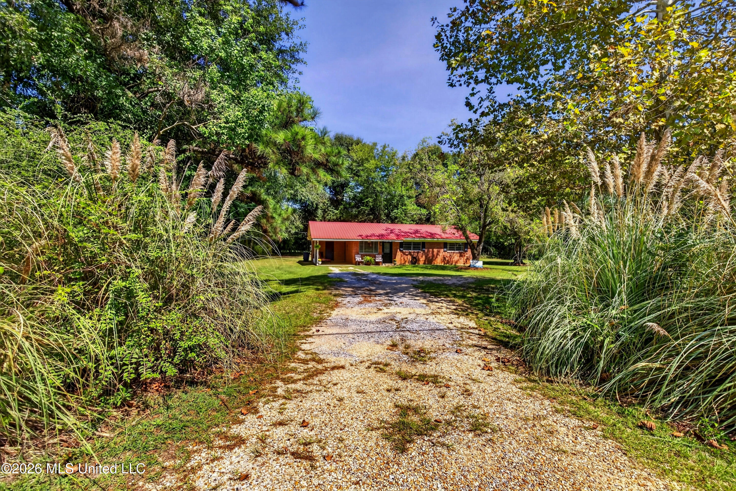 5232 Ward Pineview Road Property Photo 5