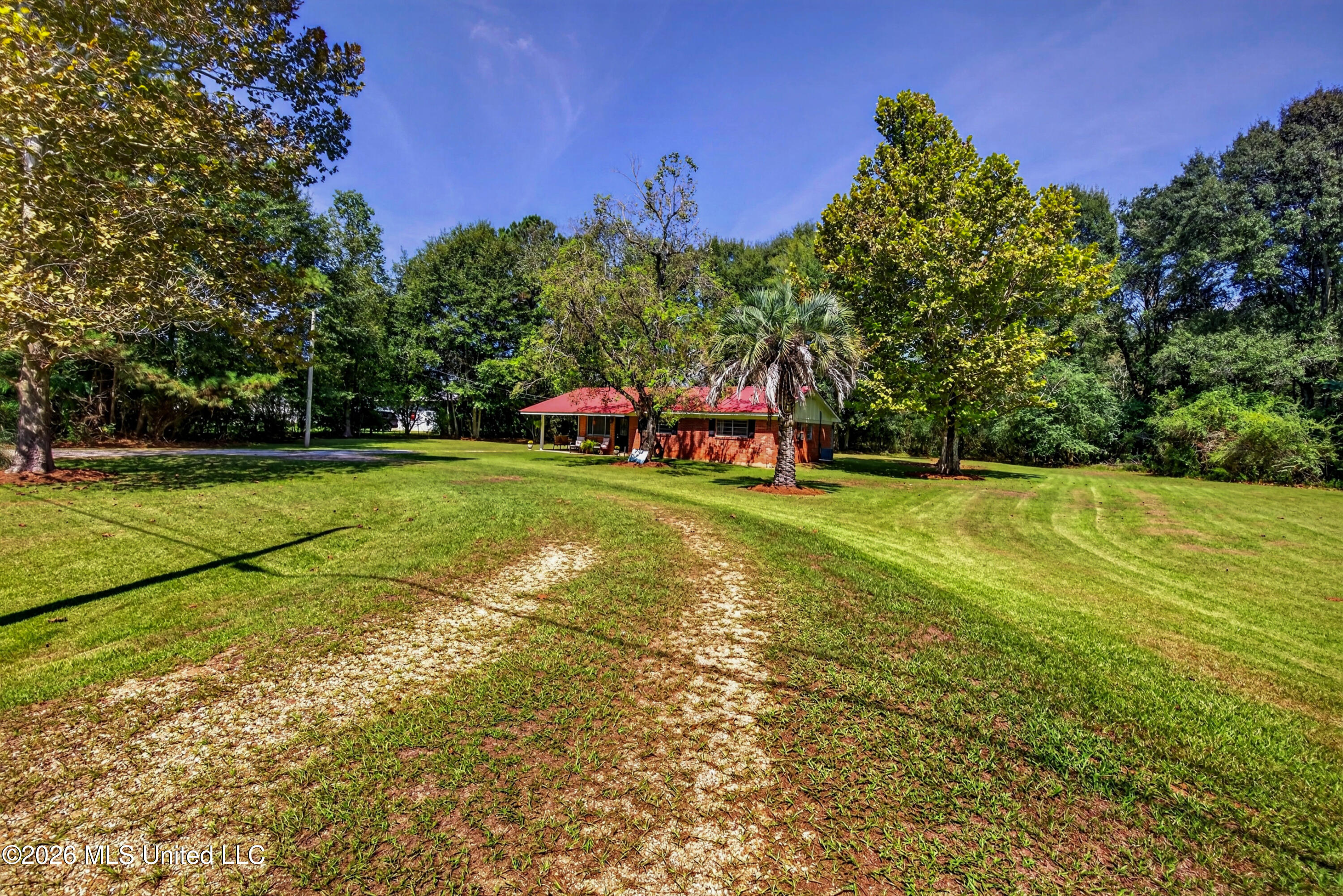 5232 Ward Pineview Road Property Photo 9