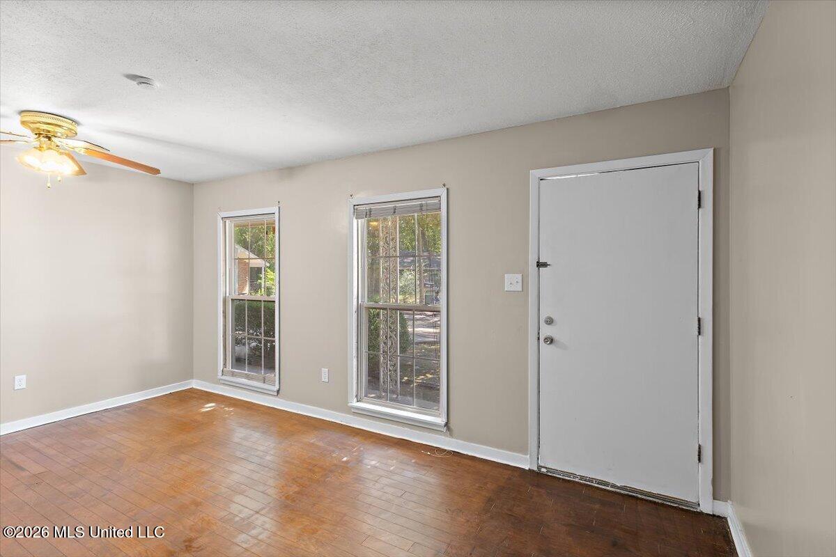 6588 Johnson Place Property Photo 5