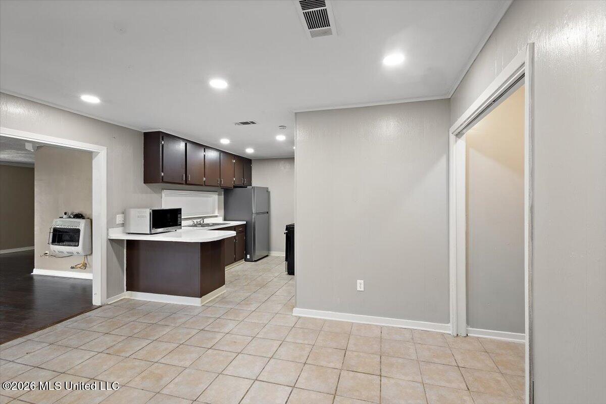 6588 Johnson Place Property Photo 8