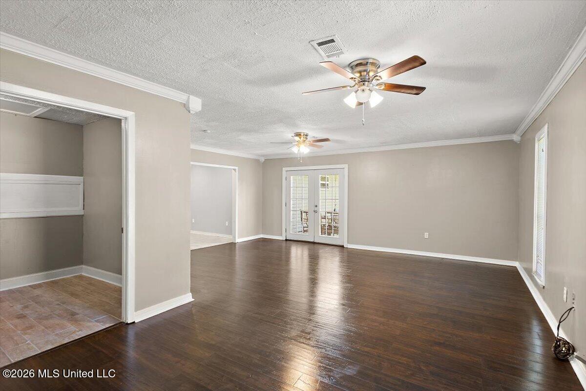 6588 Johnson Place Property Photo 16