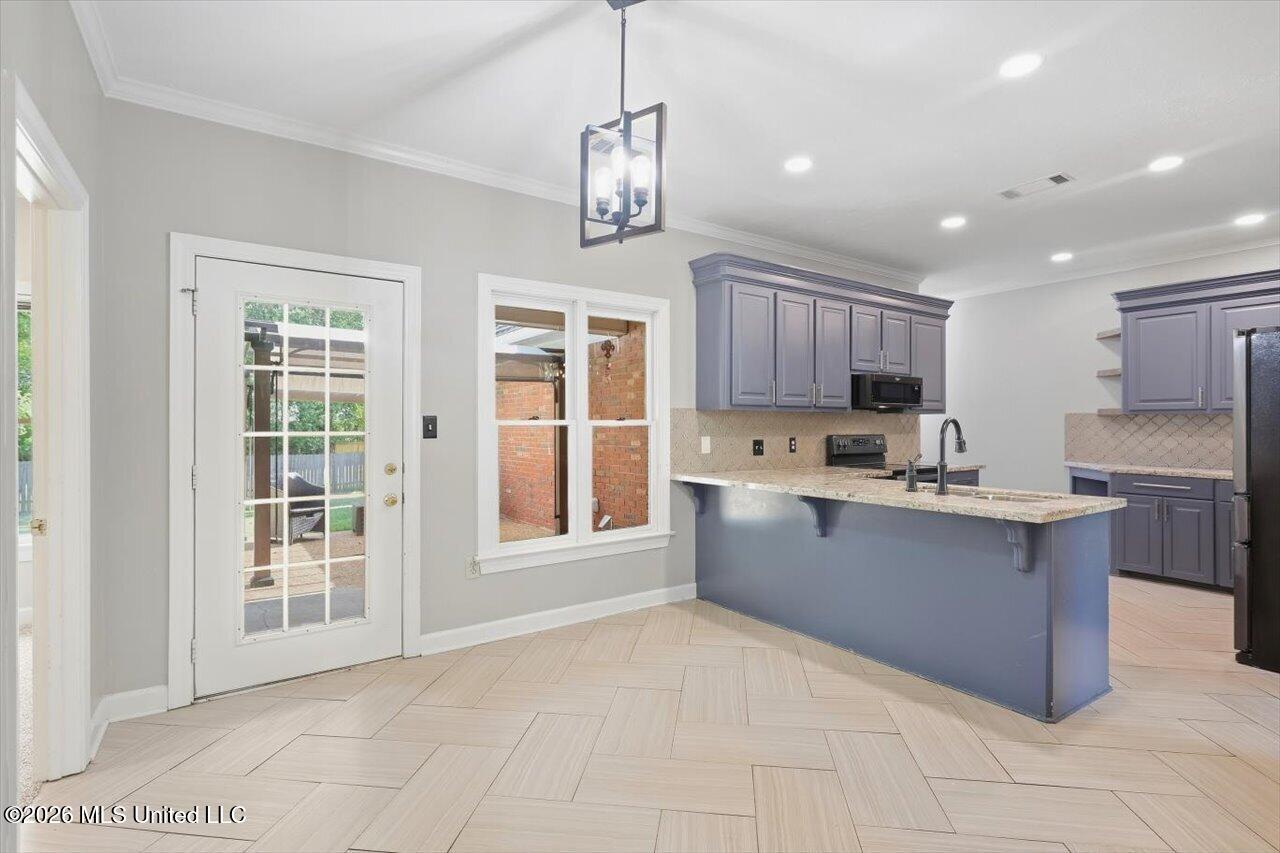 108 Kenbridge Lane Property Photo 8