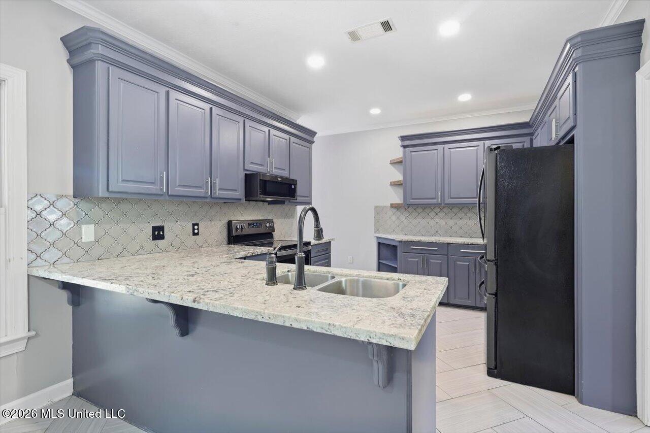 108 Kenbridge Lane Property Photo 10