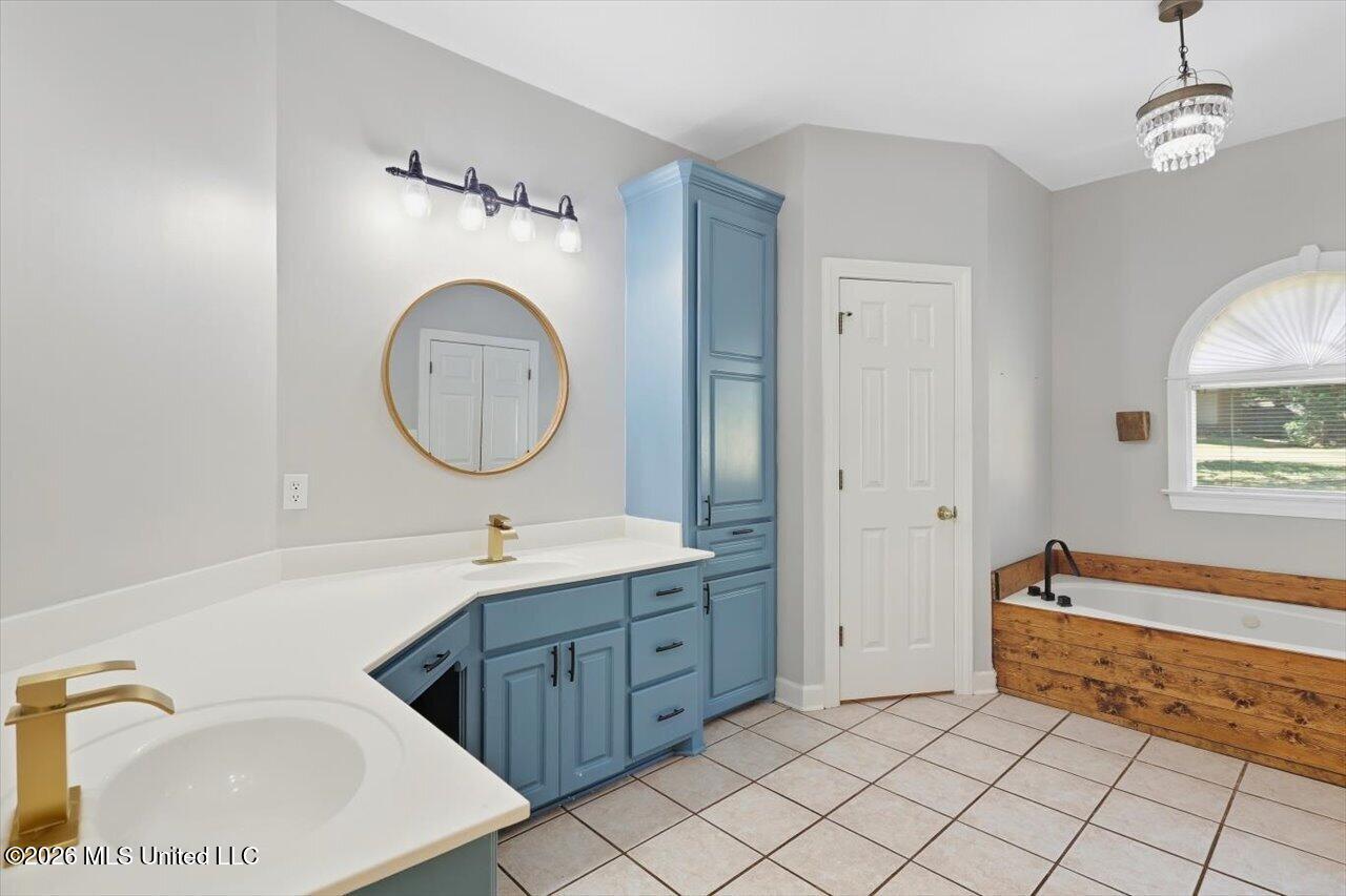 108 Kenbridge Lane Property Photo 18