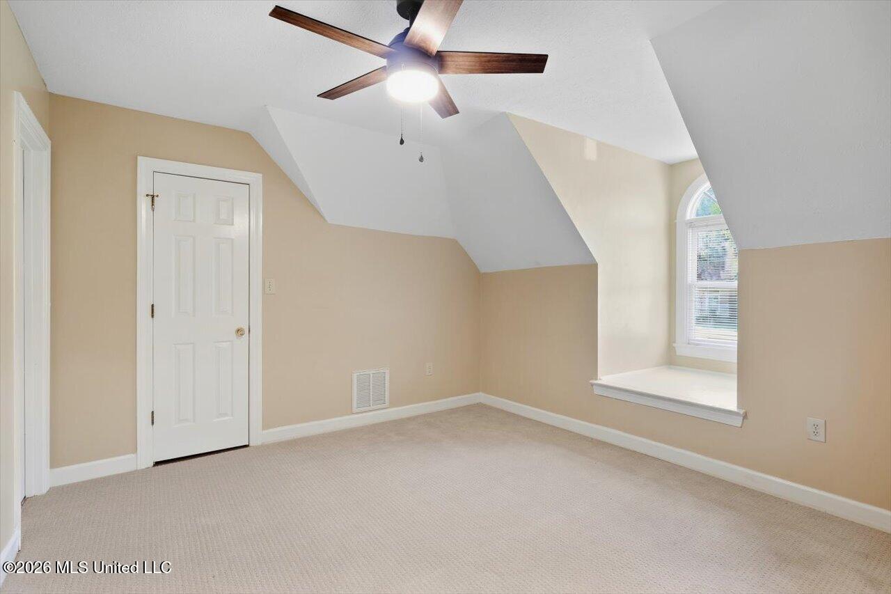 108 Kenbridge Lane Property Photo 25