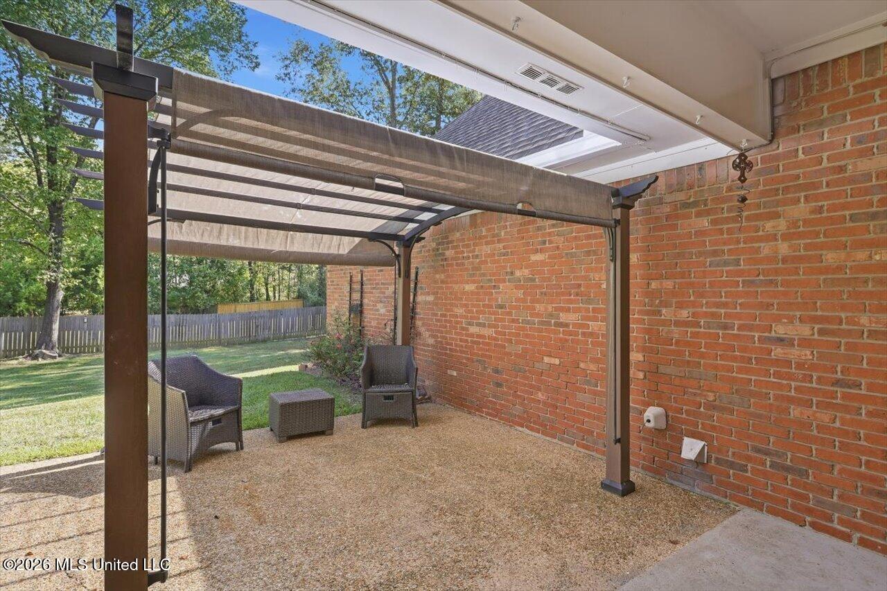 108 Kenbridge Lane Property Photo 28