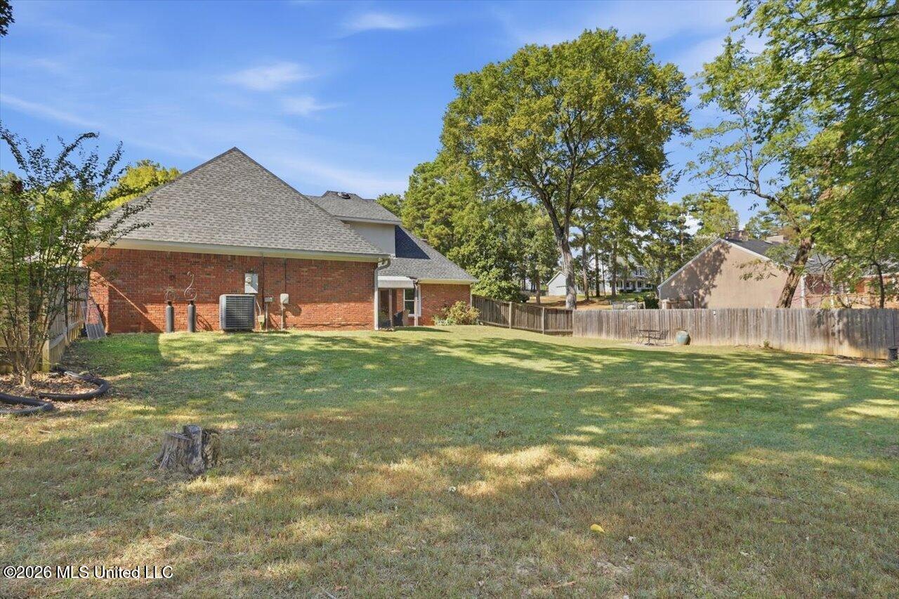 108 Kenbridge Lane Property Photo 33