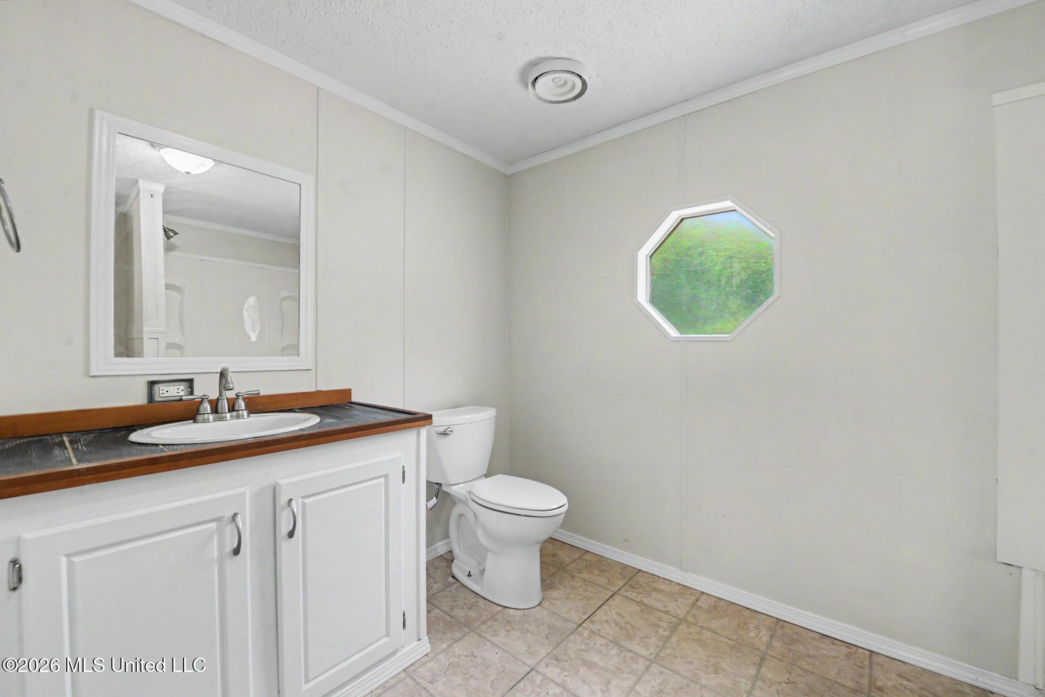 128 Rosewood Lane Property Photo 18