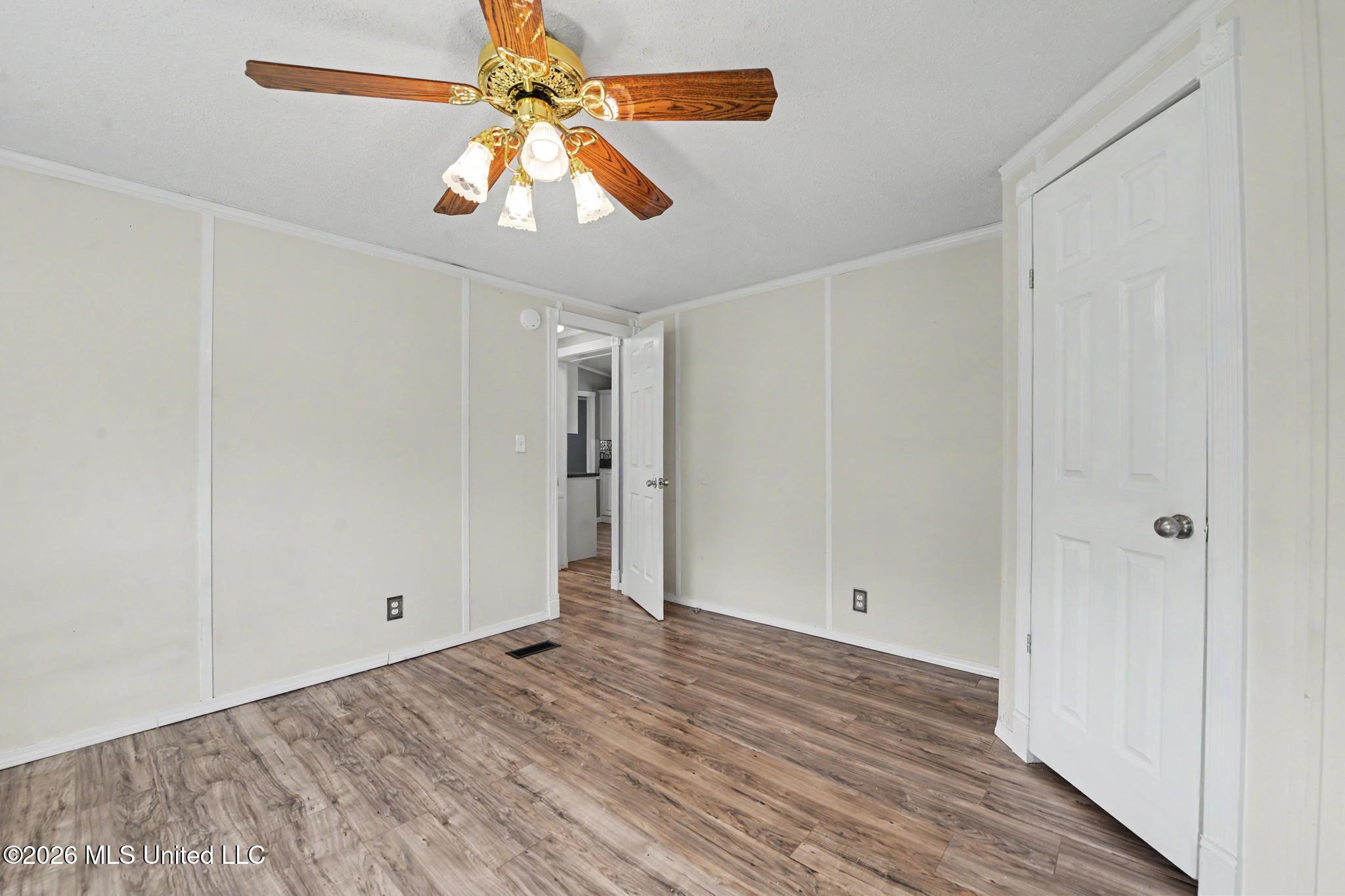 128 Rosewood Lane Property Photo 21