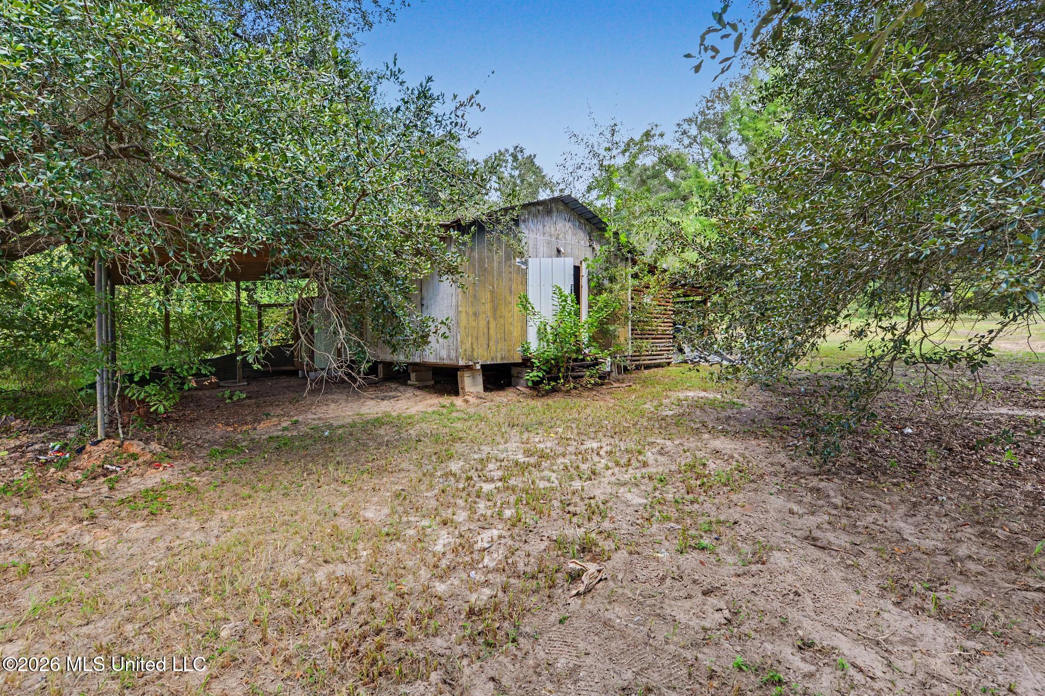 128 Rosewood Lane Property Photo 28