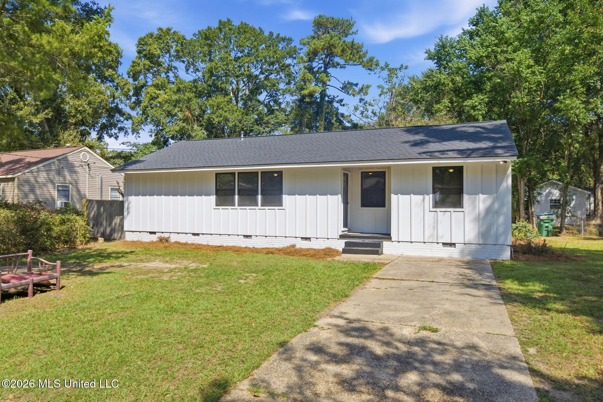 126 Wilson Drive Property Photo 2