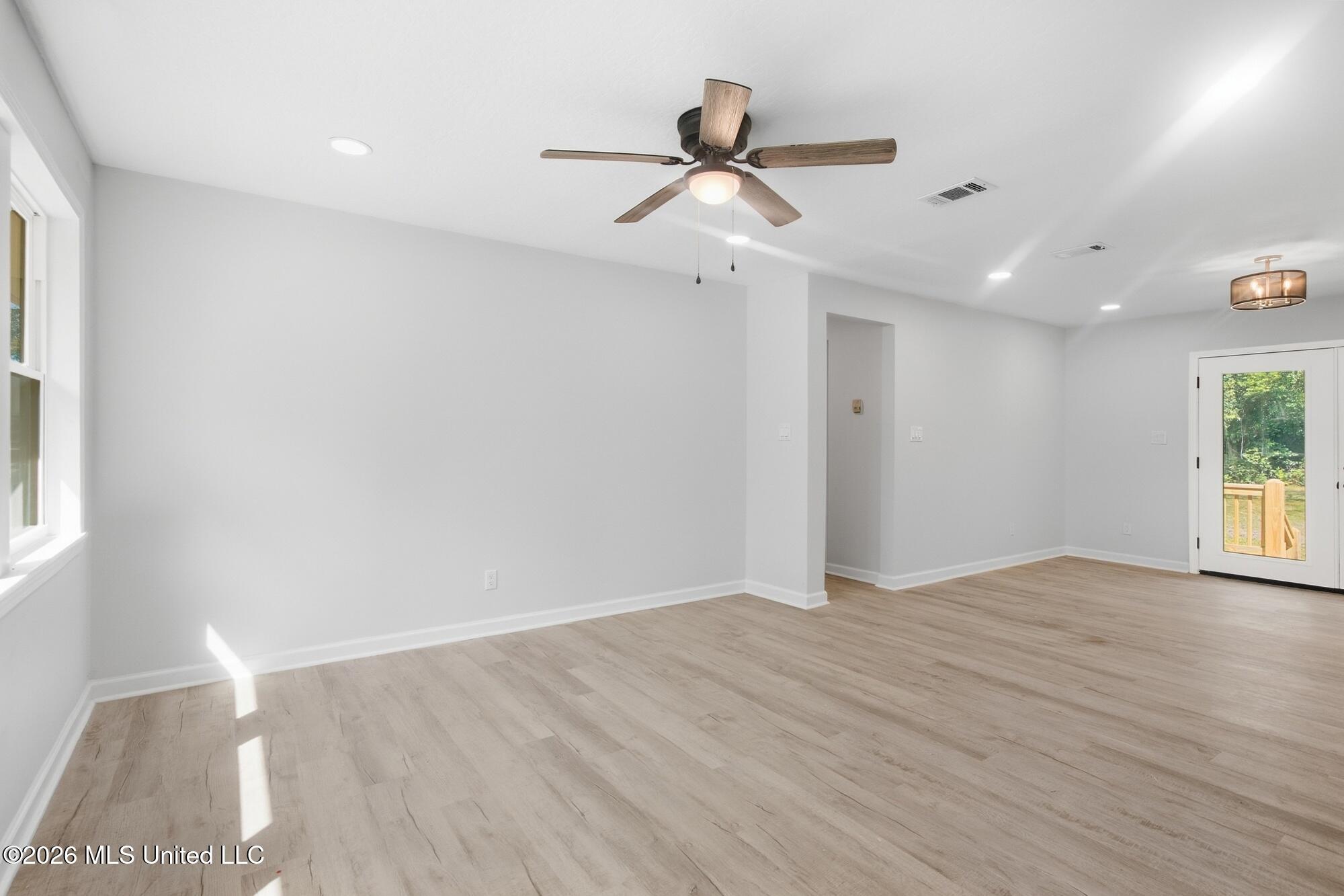 126 Wilson Drive Property Photo 6