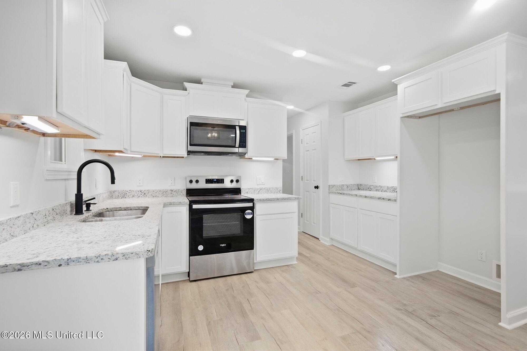 126 Wilson Drive Property Photo 11