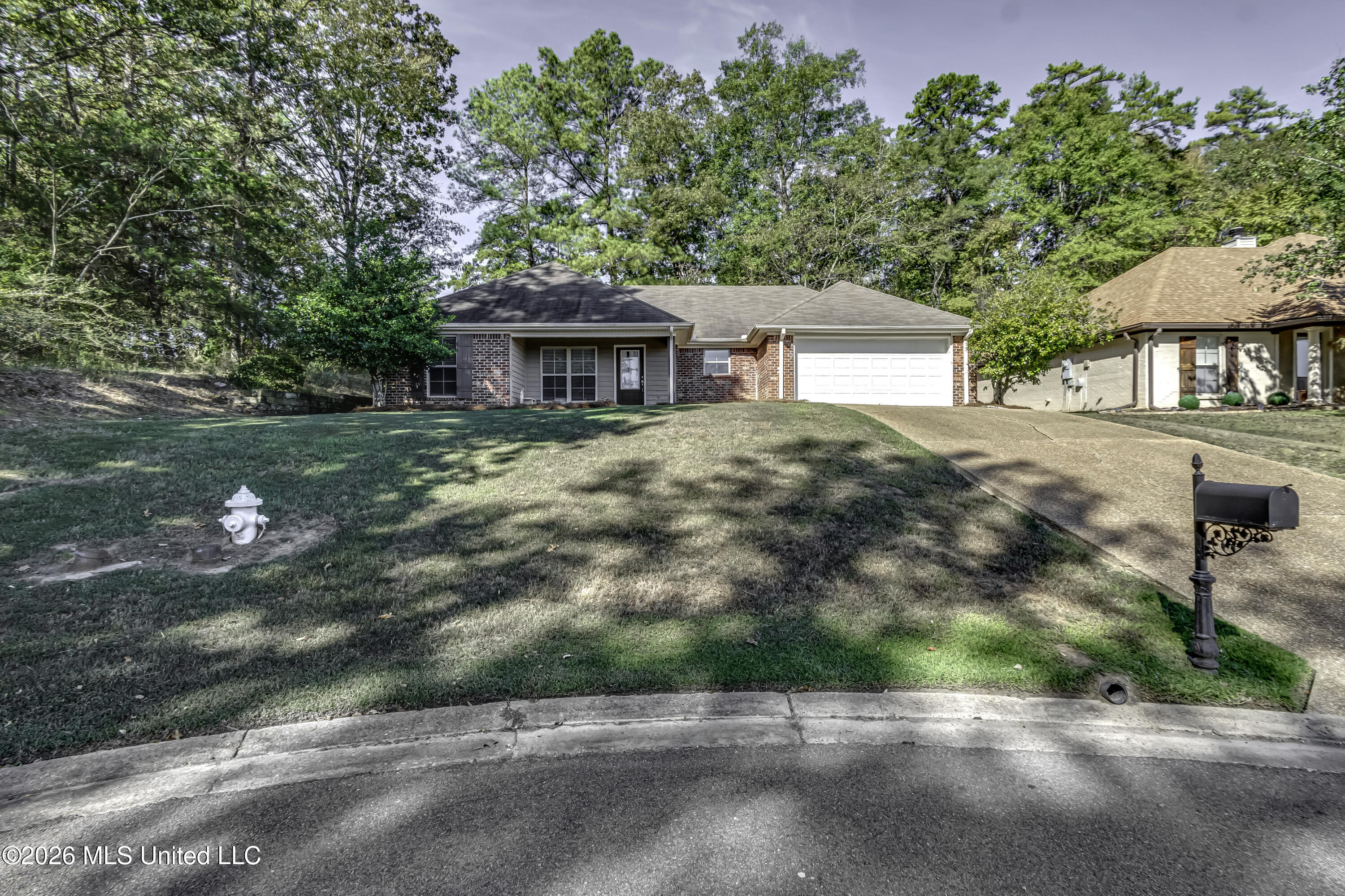 606 Briars Bend Property Photo 1