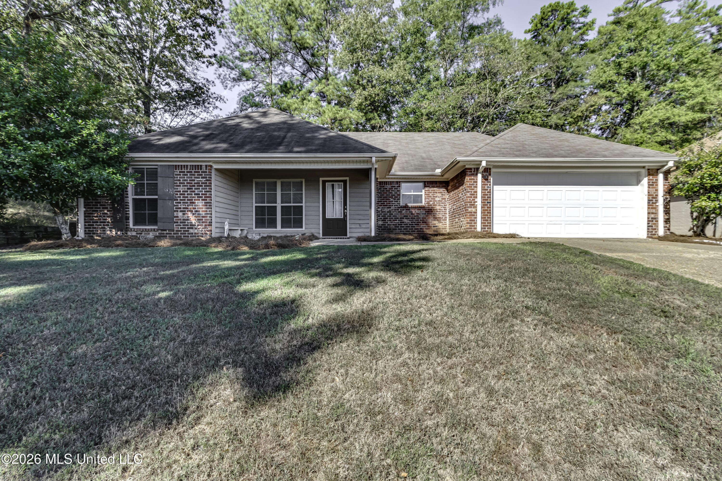606 Briars Bend Property Photo 2
