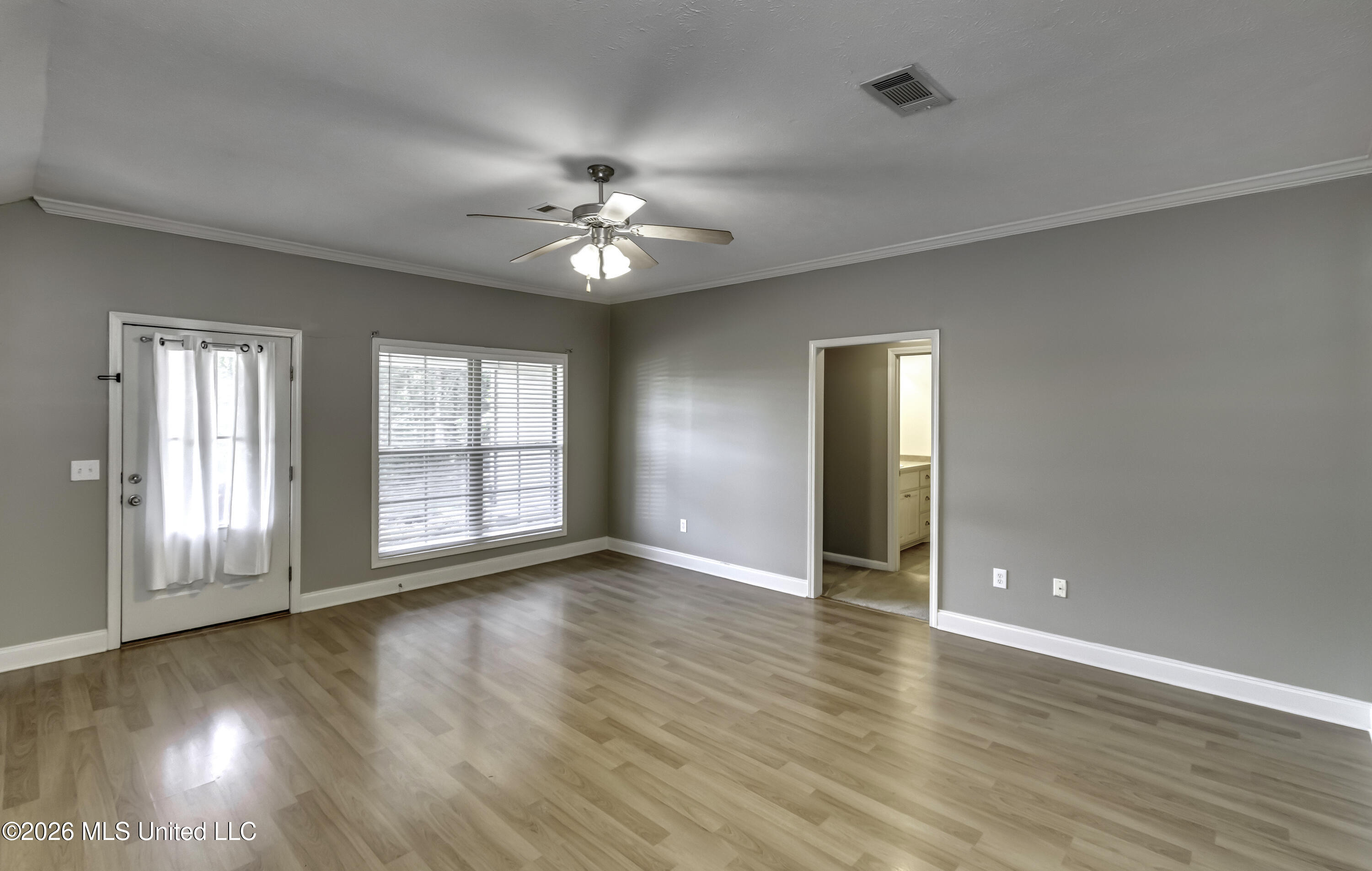 606 Briars Bend Property Photo 8