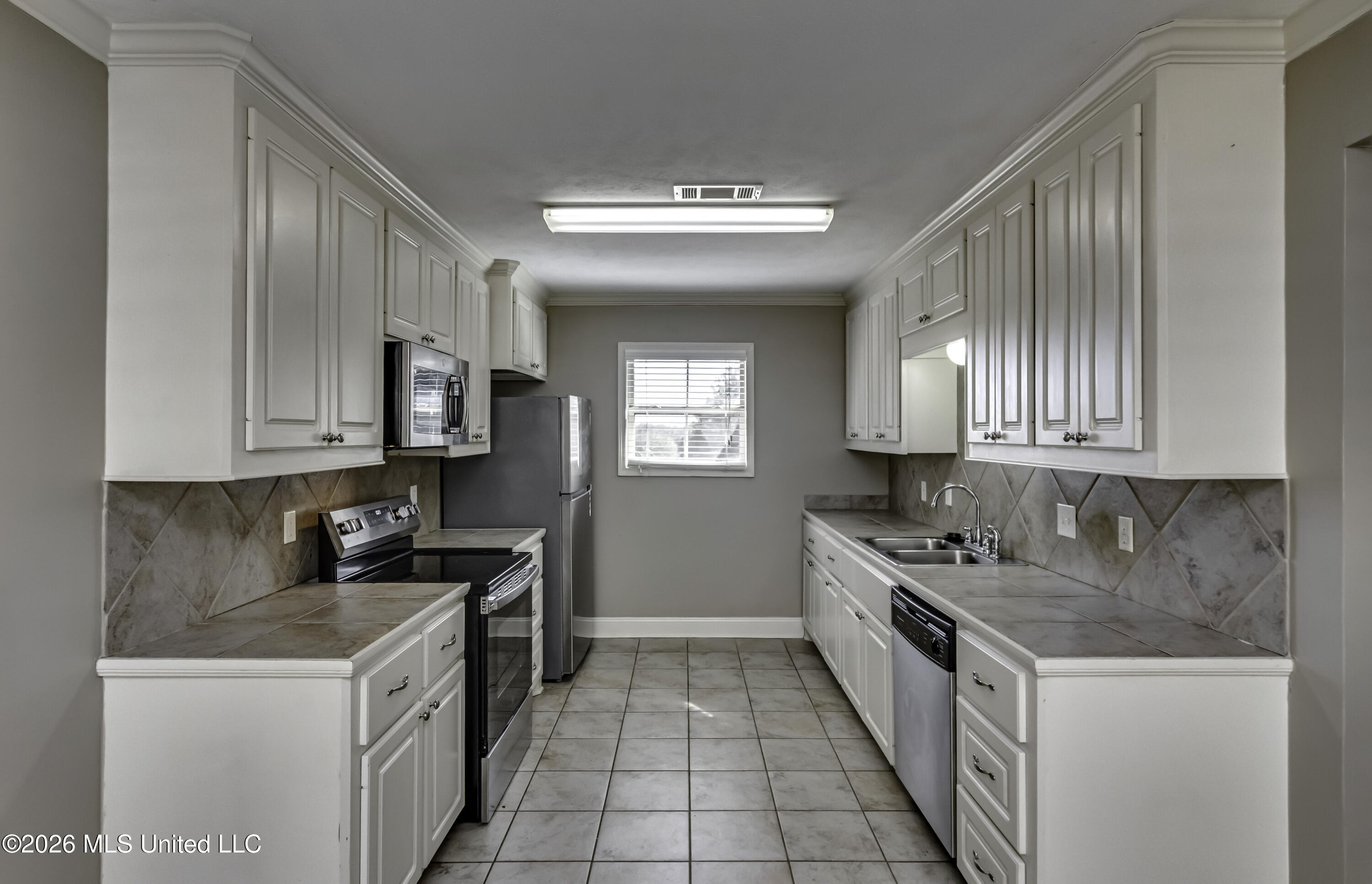 606 Briars Bend Property Photo 15