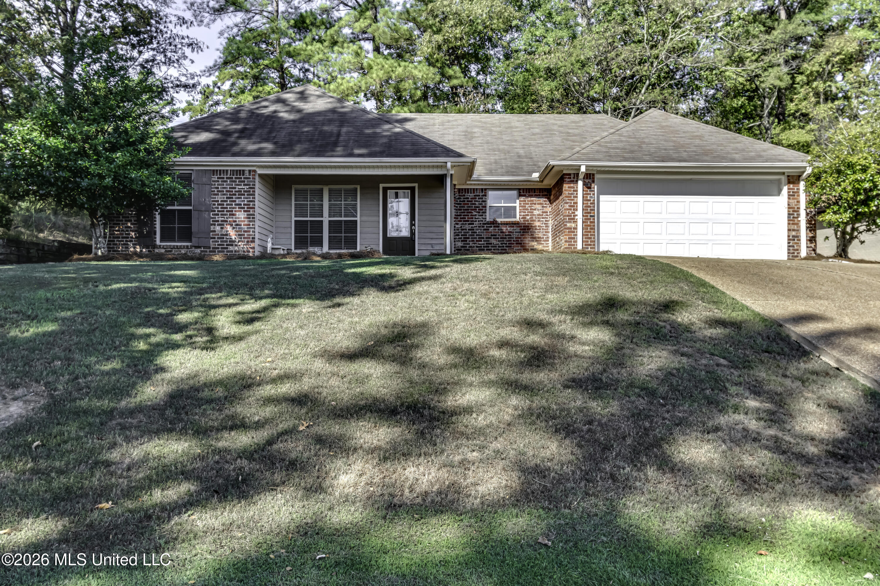 606 Briars Bend Property Photo 42