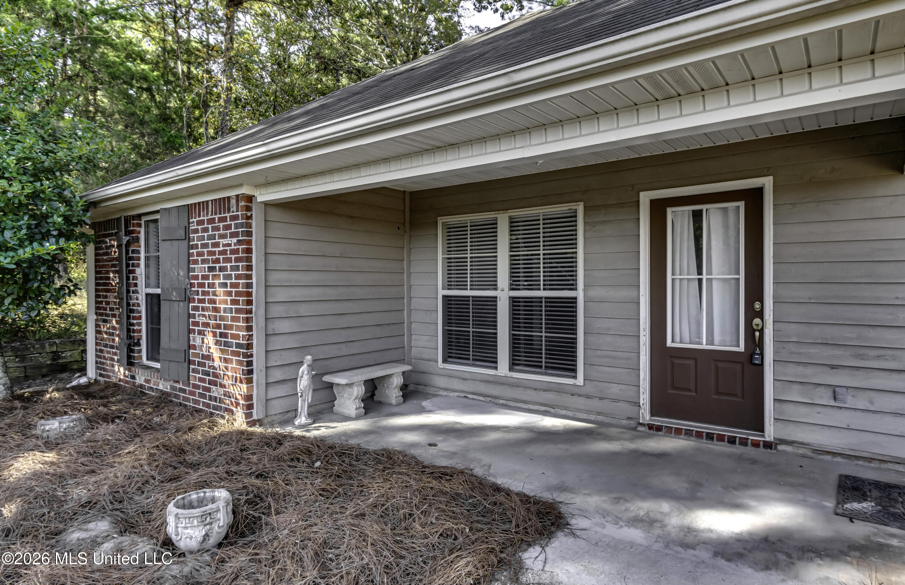 606 Briars Bend Property Photo 43