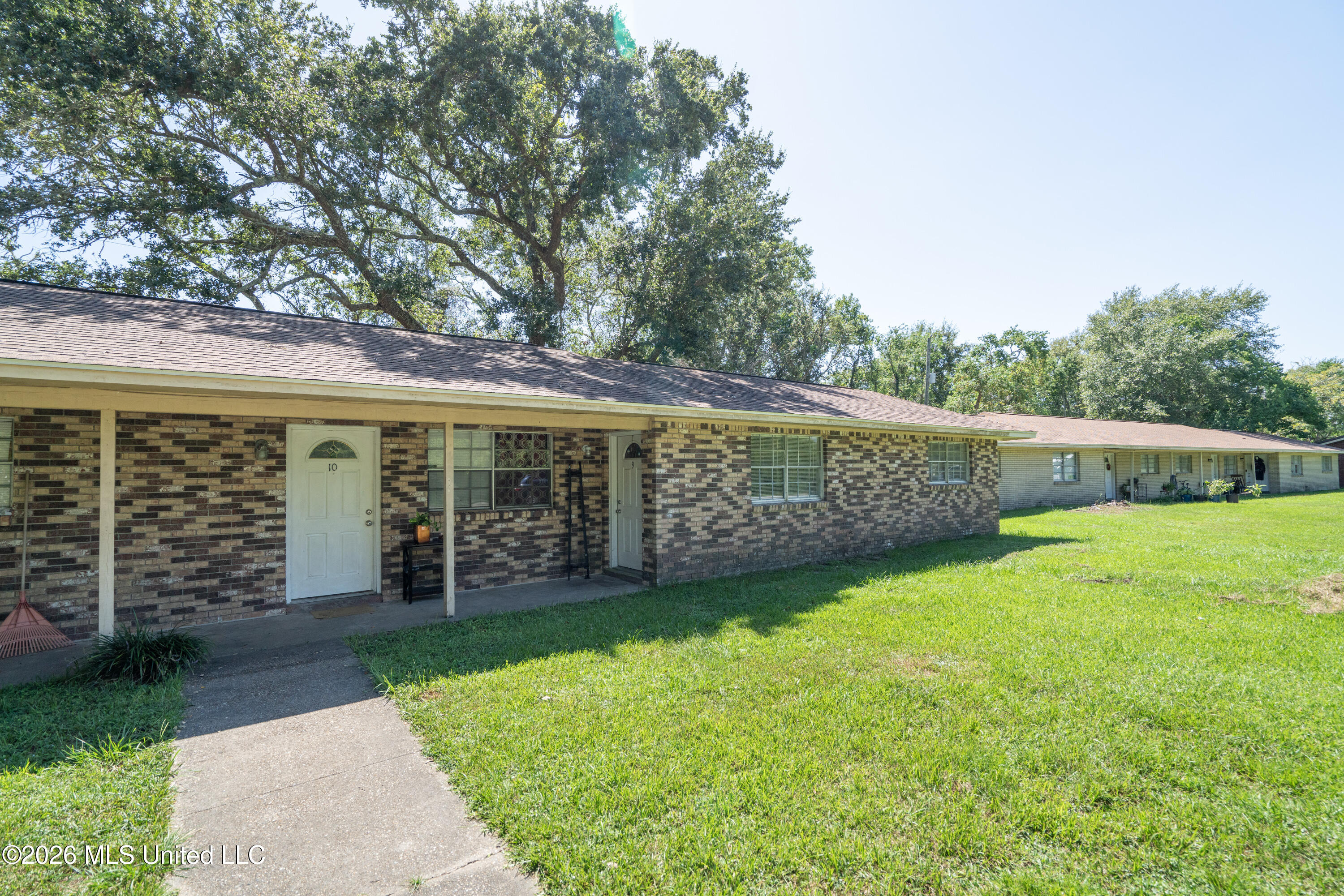 264 Alexander Road Property Photo 1