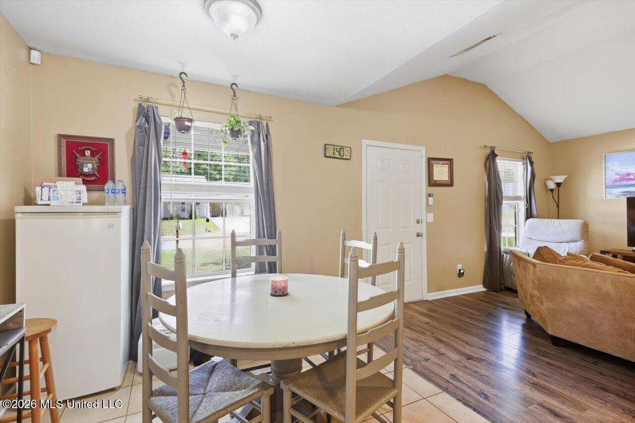 317 Swan Drive Property Photo 10