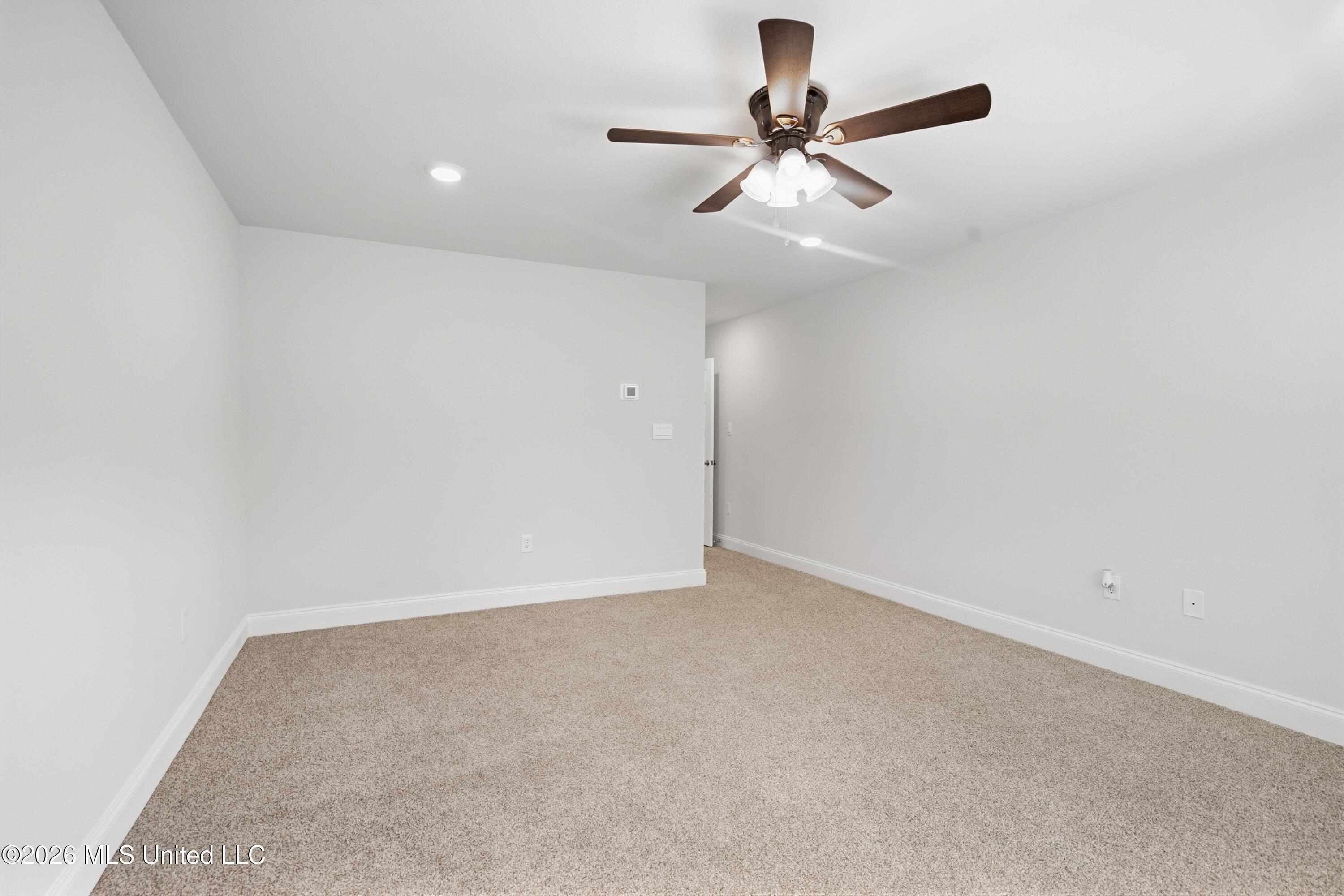 33 Vermont Drive Property Photo 17