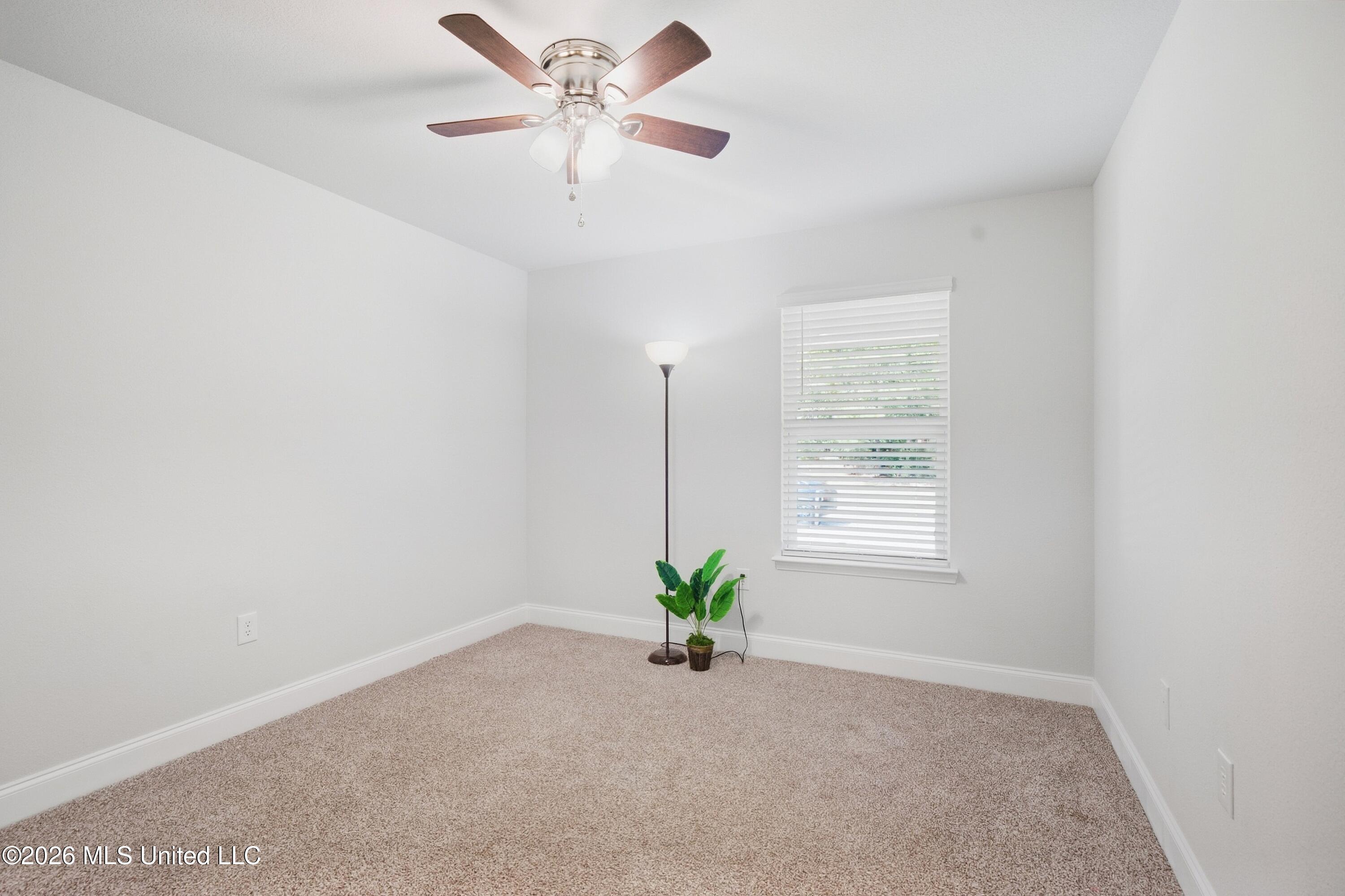 33 Vermont Drive Property Photo 21