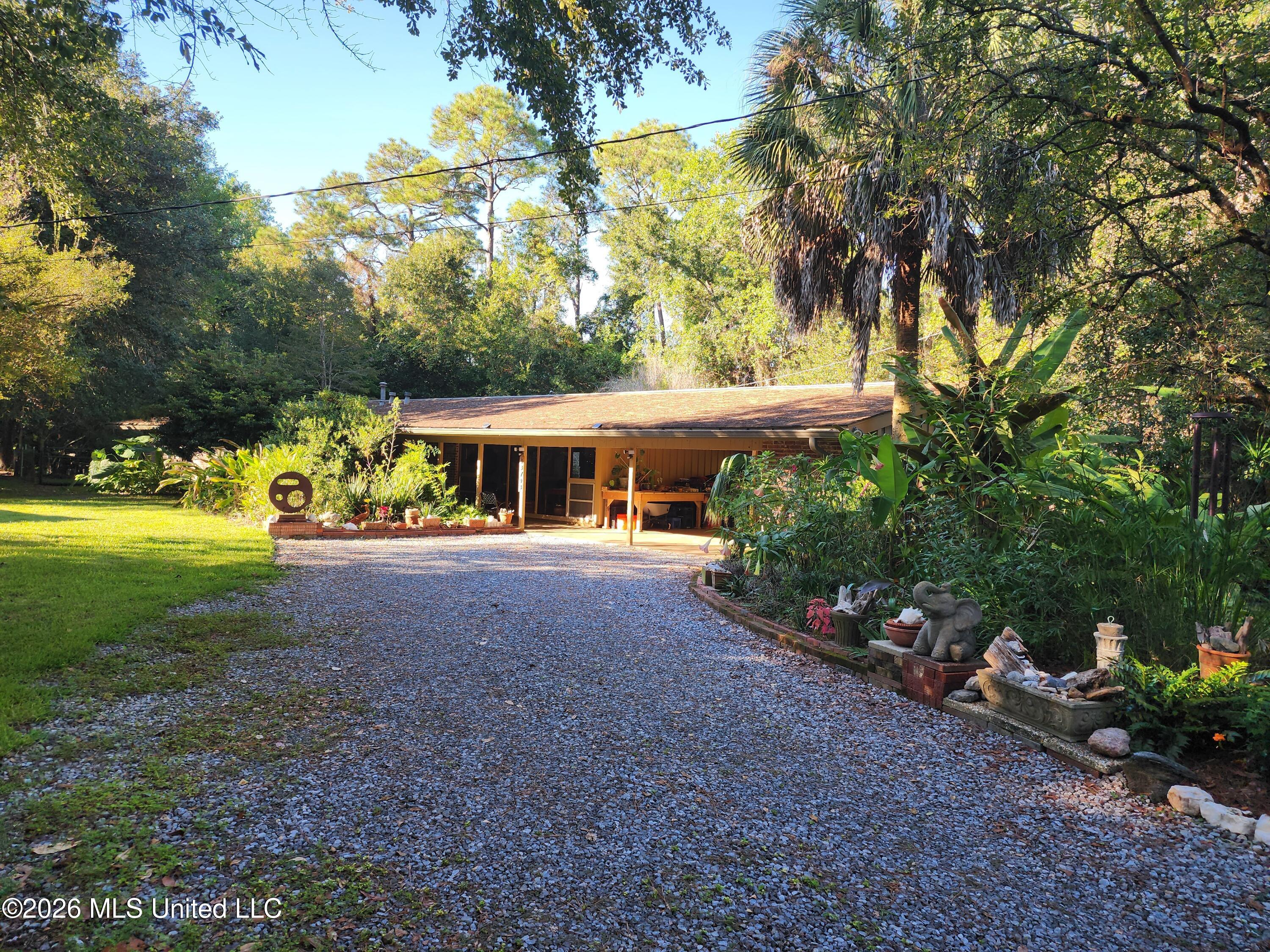 13708 Docena Circle Property Photo 7