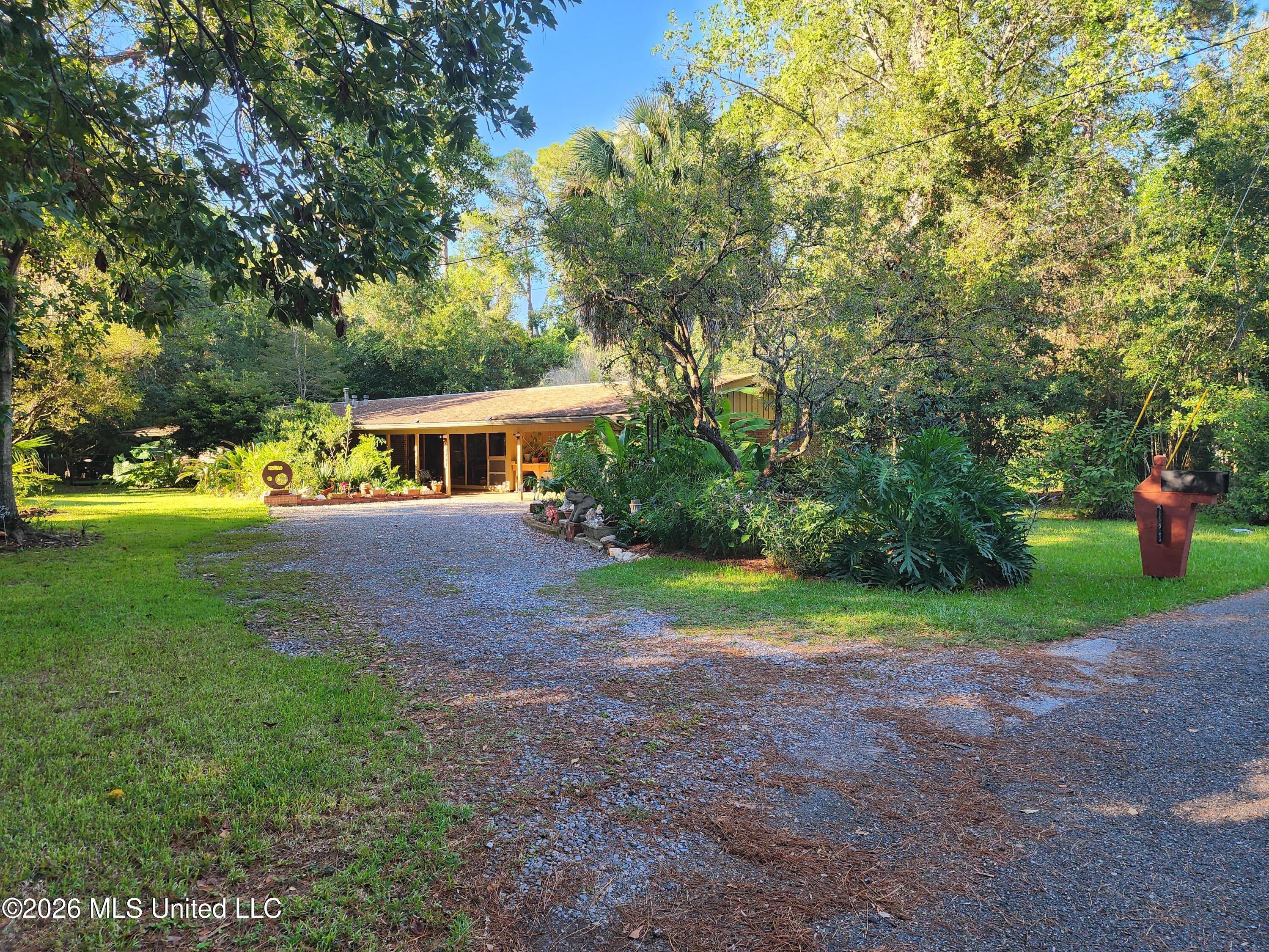 13708 Docena Circle Property Photo 10