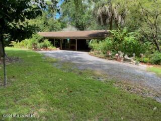 13708 Docena Circle Property Photo 12