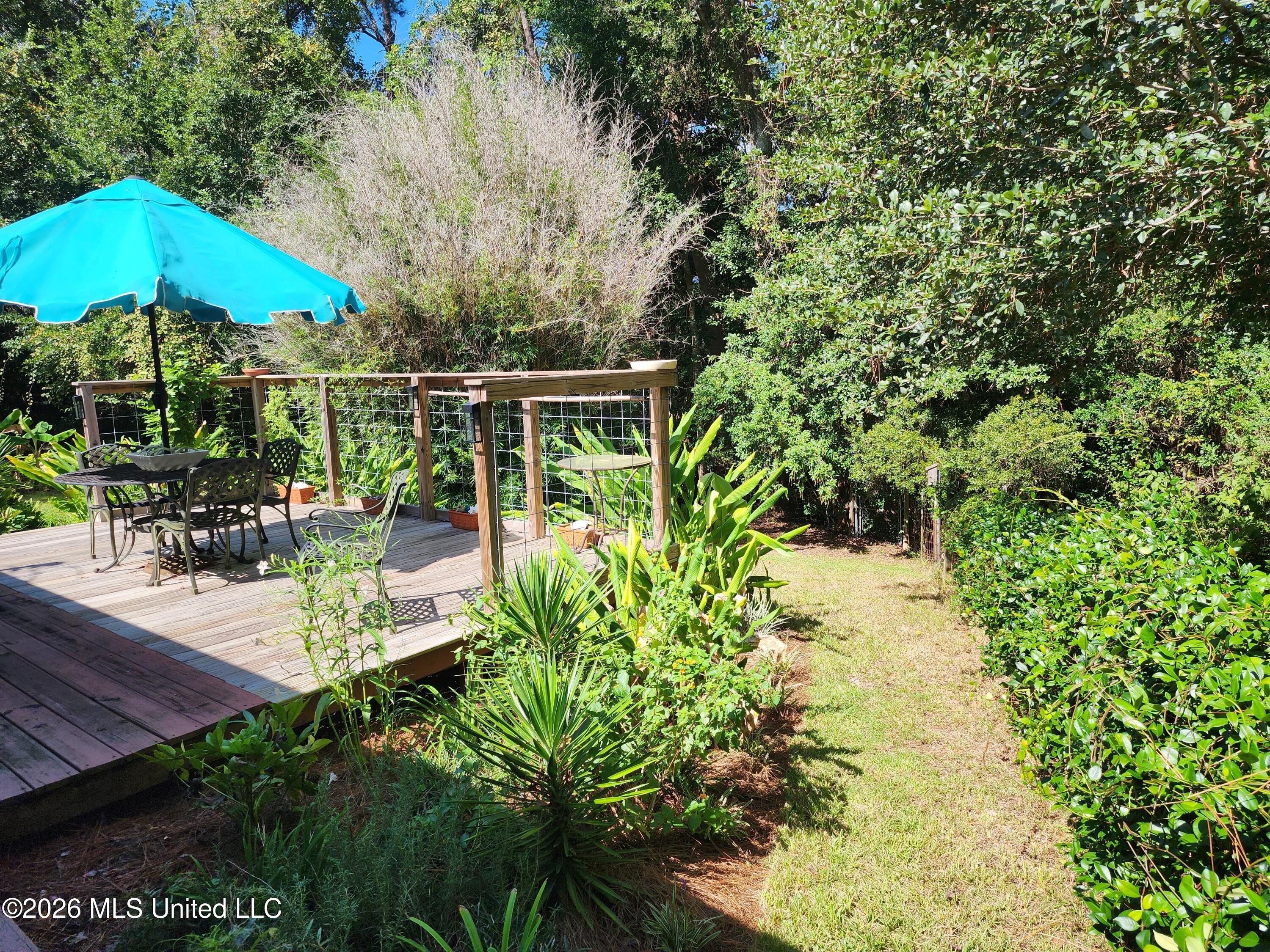 13708 Docena Circle Property Photo 48