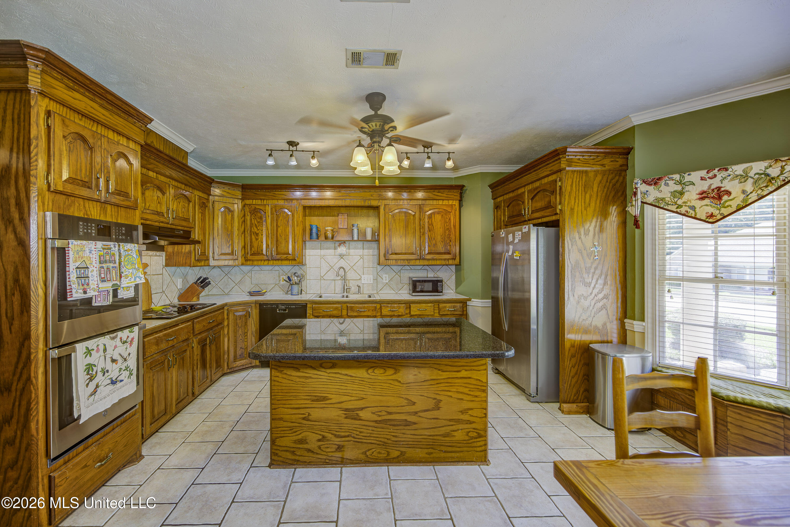 301 Concord Drive Property Photo 6
