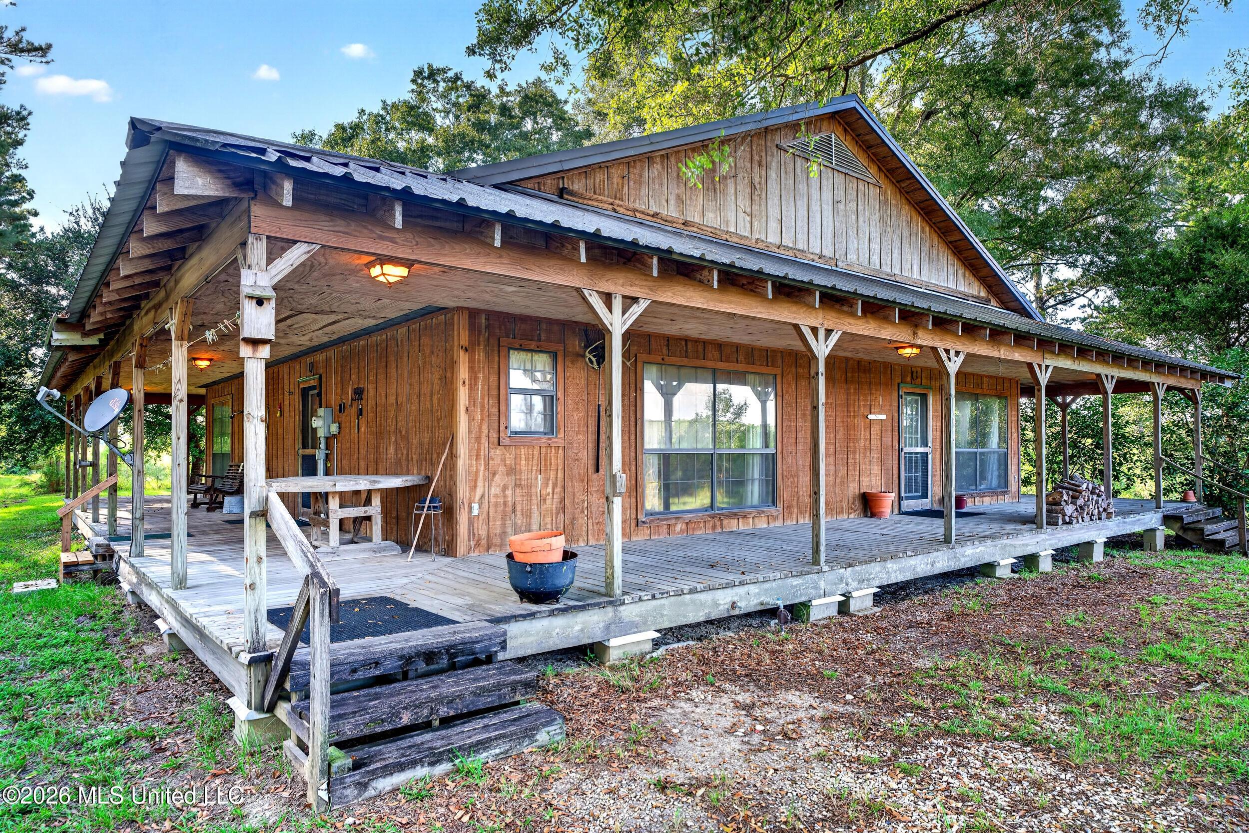 123 Nettles Drive Property Photo 3