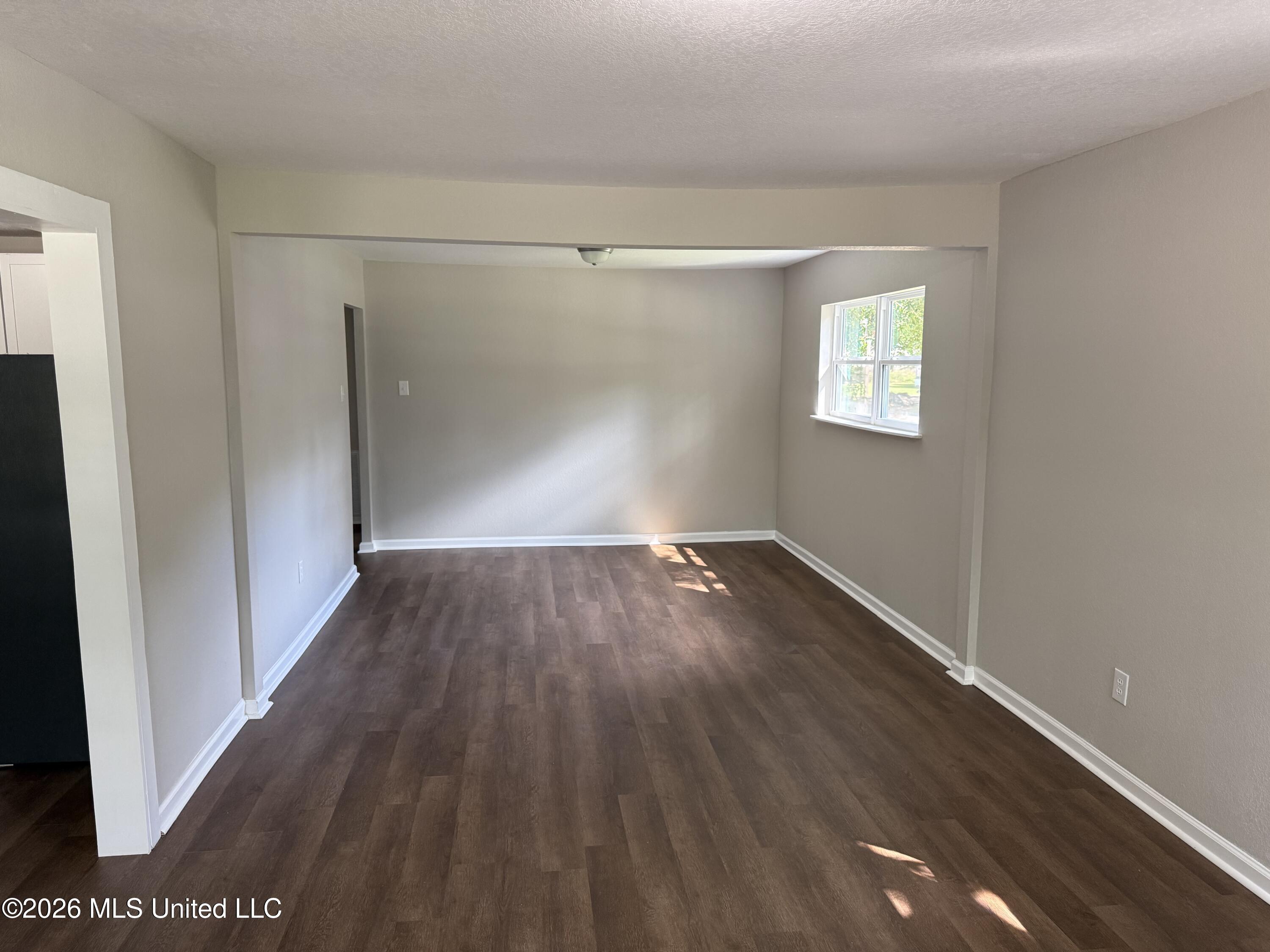 1811 Wilson Avenue Property Photo 8