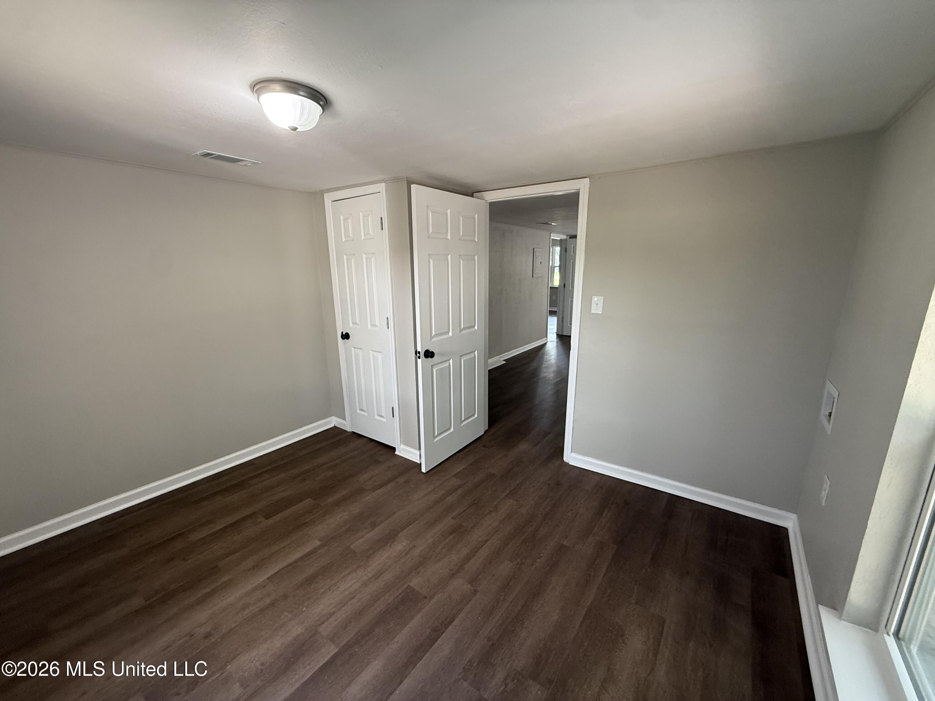 1811 Wilson Avenue Property Photo 15
