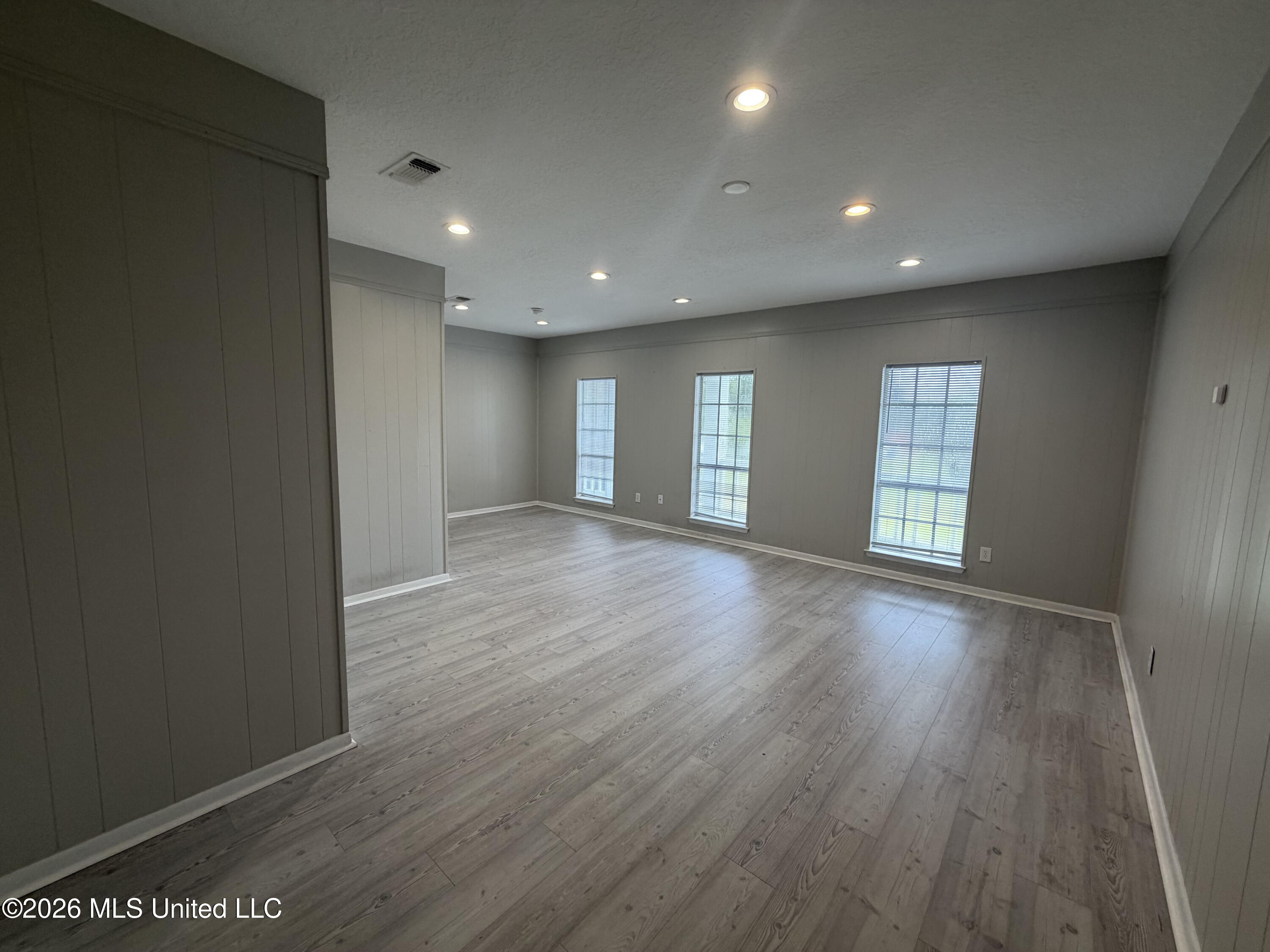 912 Convent Avenue Property Photo 10
