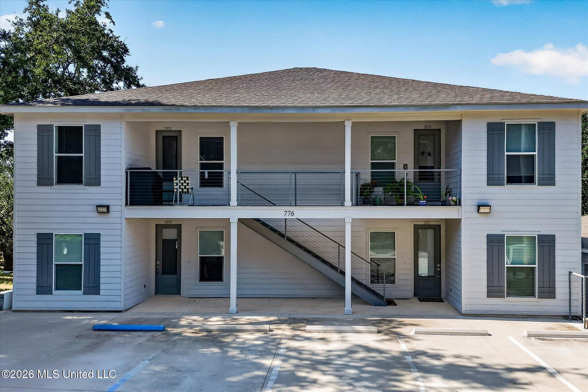 776 Moanalua Way Property Photo 1
