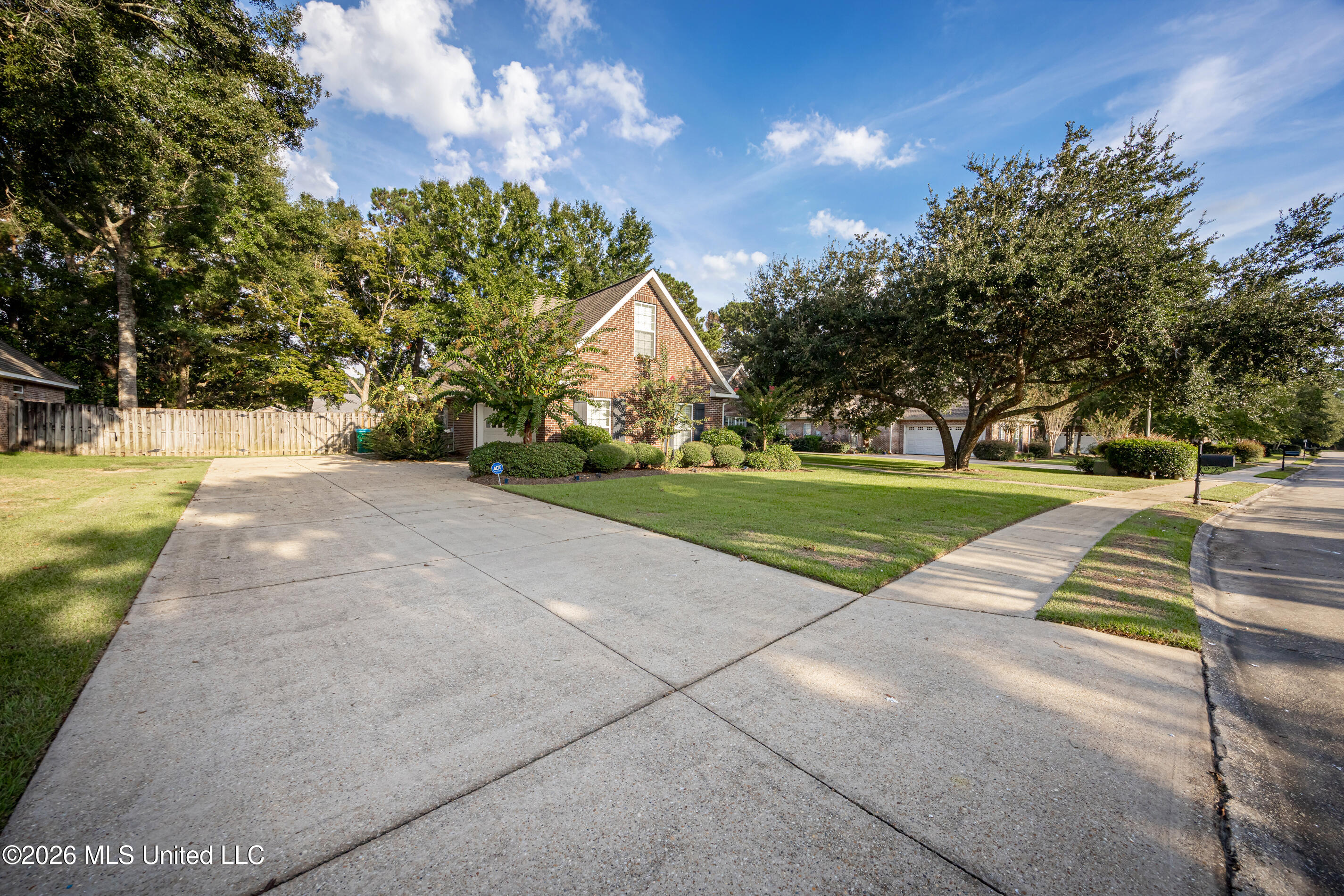 812 Canebrake Drive Property Photo 7