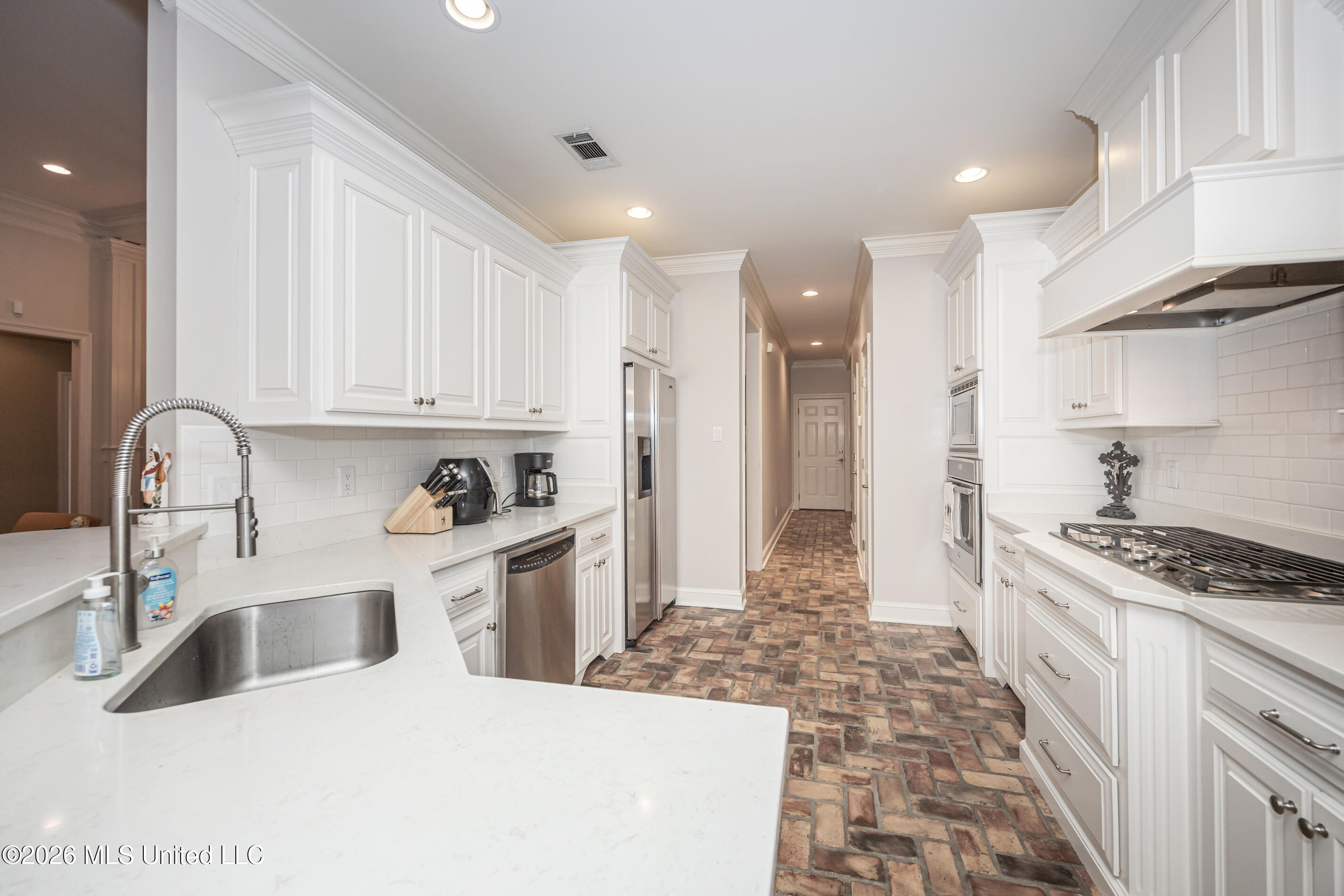 812 Canebrake Drive Property Photo 38