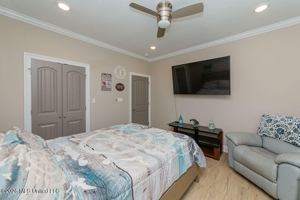 6276 Pontiac Drive Property Photo 17