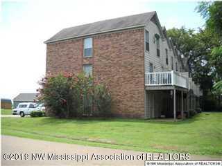 1039 Riley Street Property Photo 2